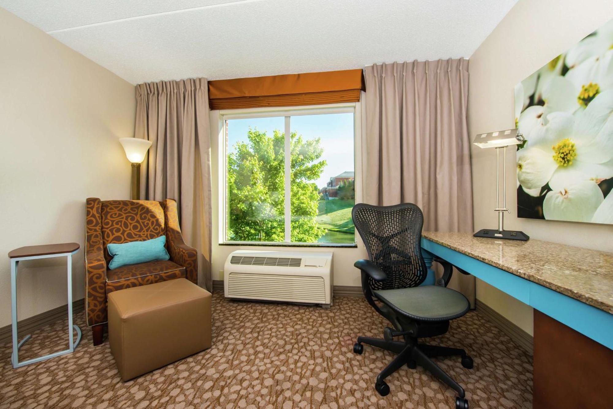 Premium King Room,1557818689:JPEG