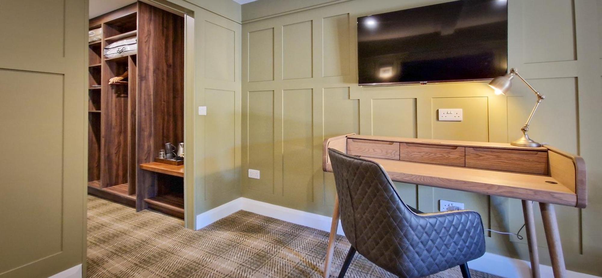 King Suite,1585496820:JPEG