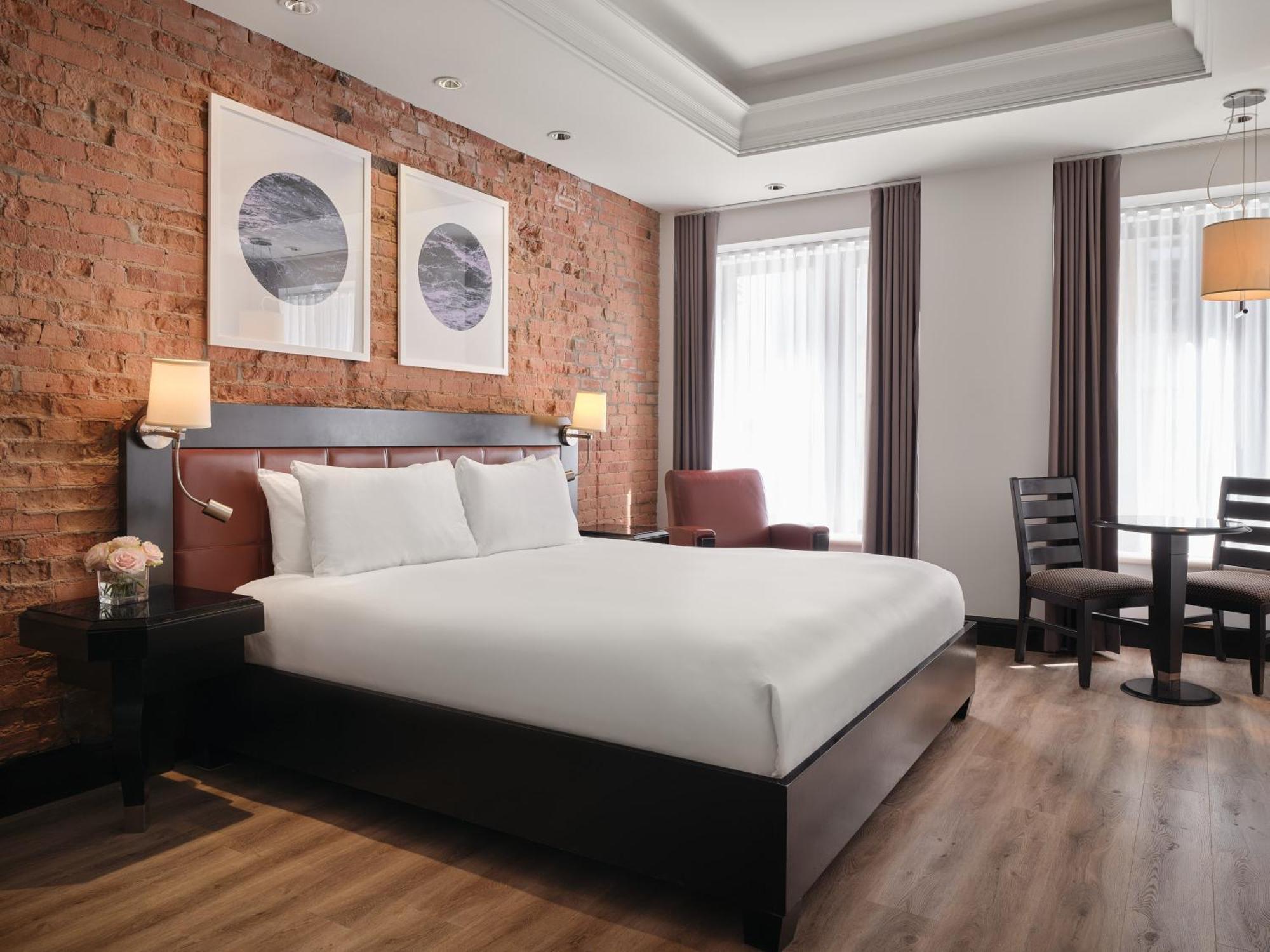 Superior King Room,1590338872:JPEG