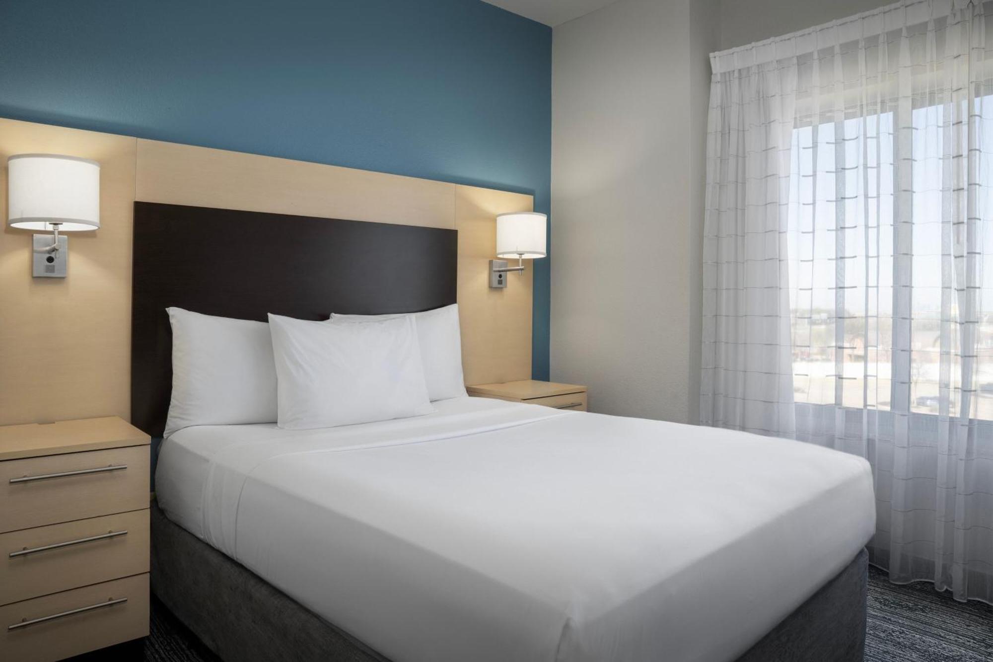 Two-Bedroom Apartment,1592888344:JPEG