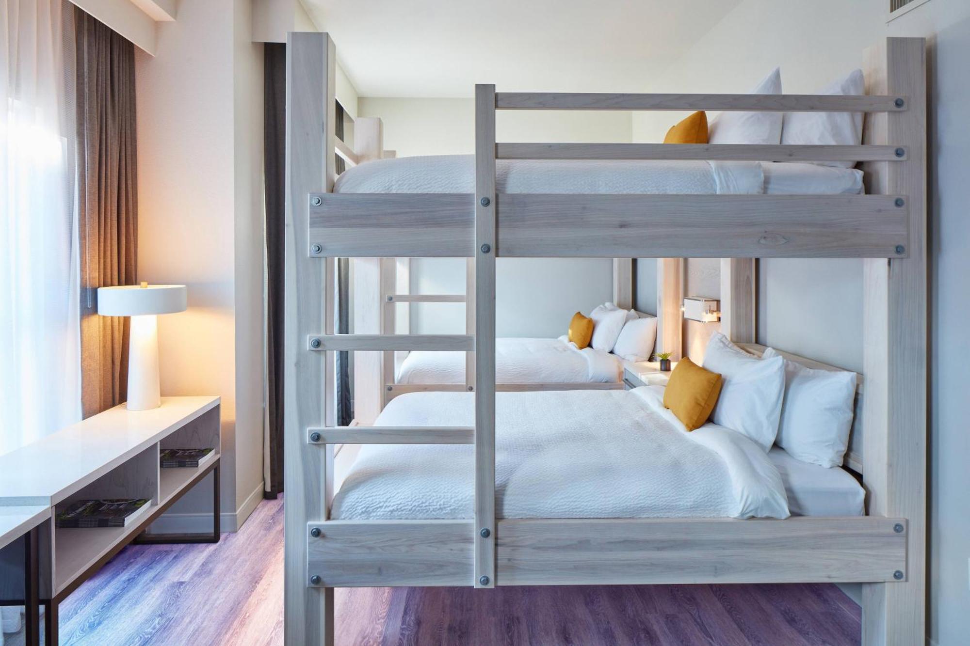 Larger Studio, 4 Queen bunk, Sofa bed,1596914241:JPEG