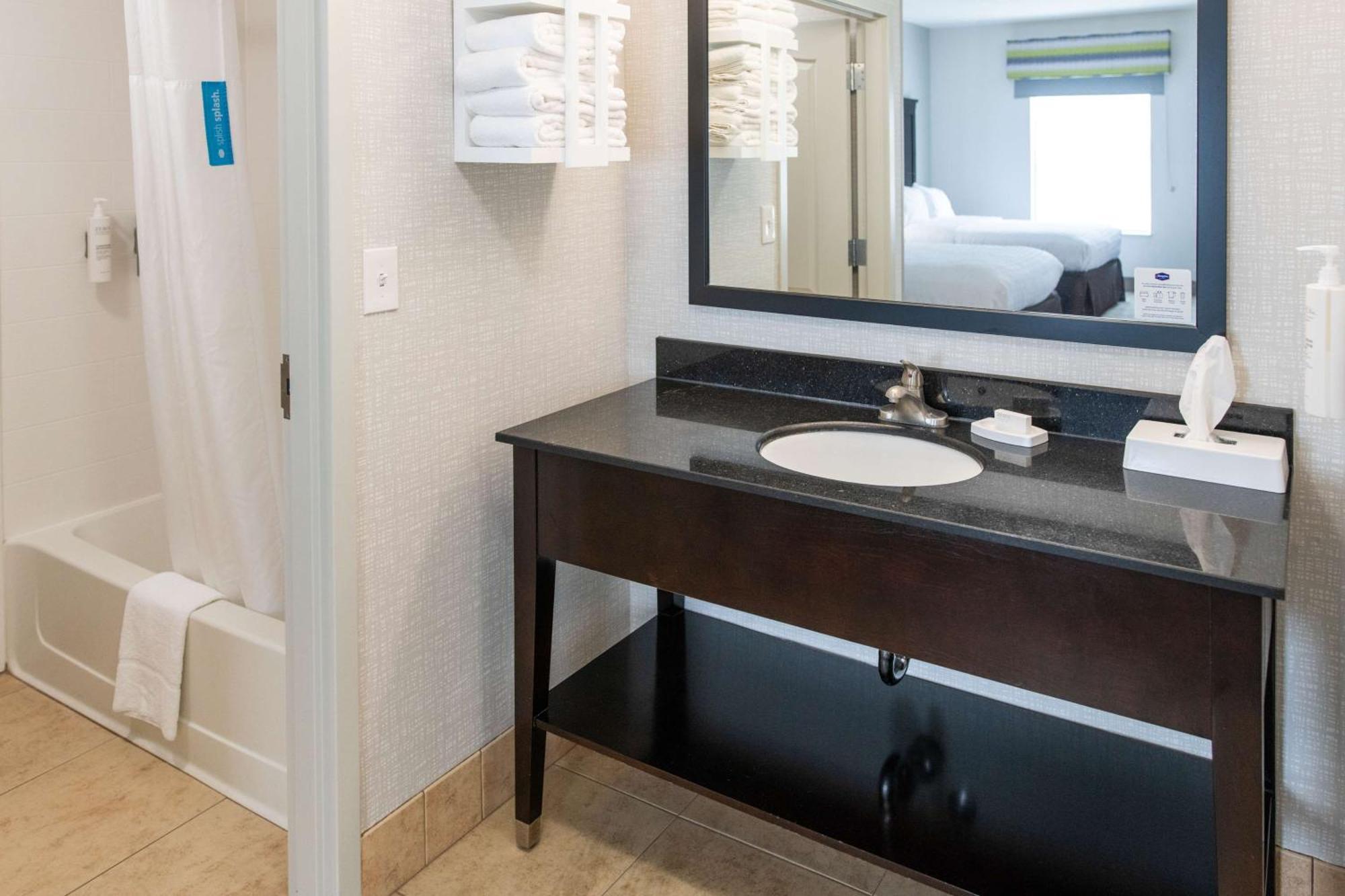 Queen Studio Suite with Two Queen Beds - Non-Smoking
