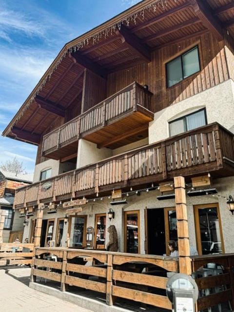 Two-Bedroom Townhouse Downtown - Across from the Obertal Inn,1603738544:JPEG