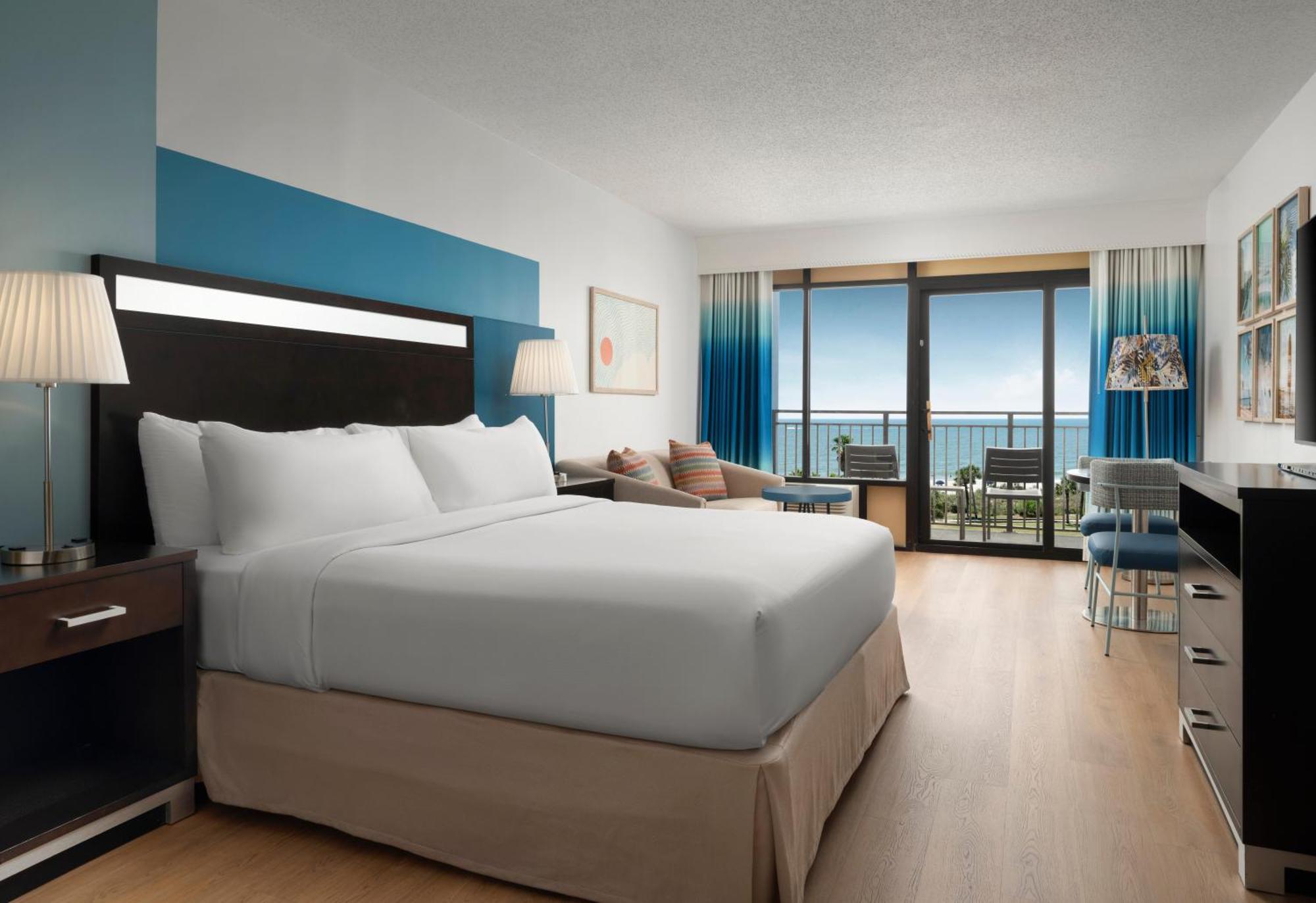 Large Oceanview suite -1 King Bed