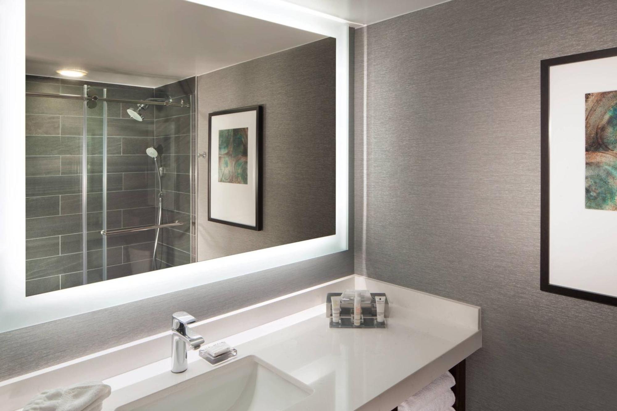 Double Room with Two Double Beds - High Floor