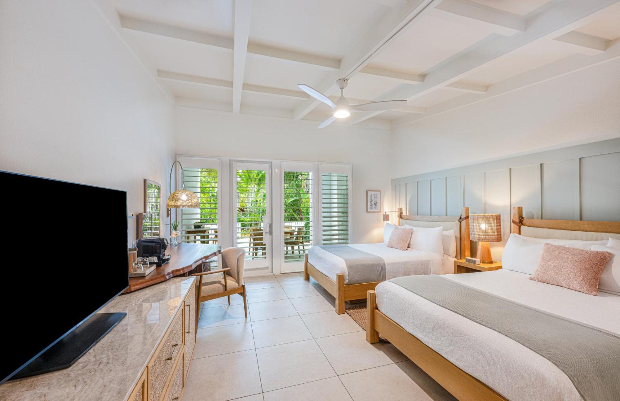 Brand New Tropical View Bungalow 2 Queens