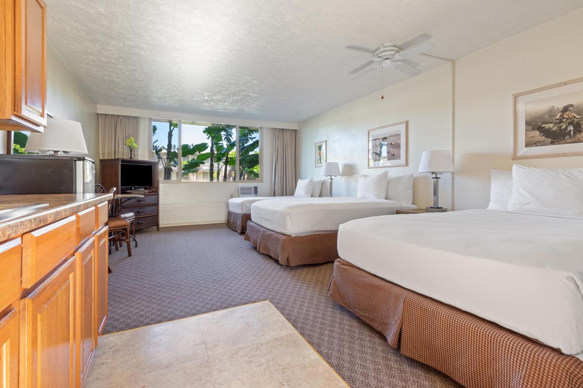 Poolside Three Beds,1624748113:JPEG