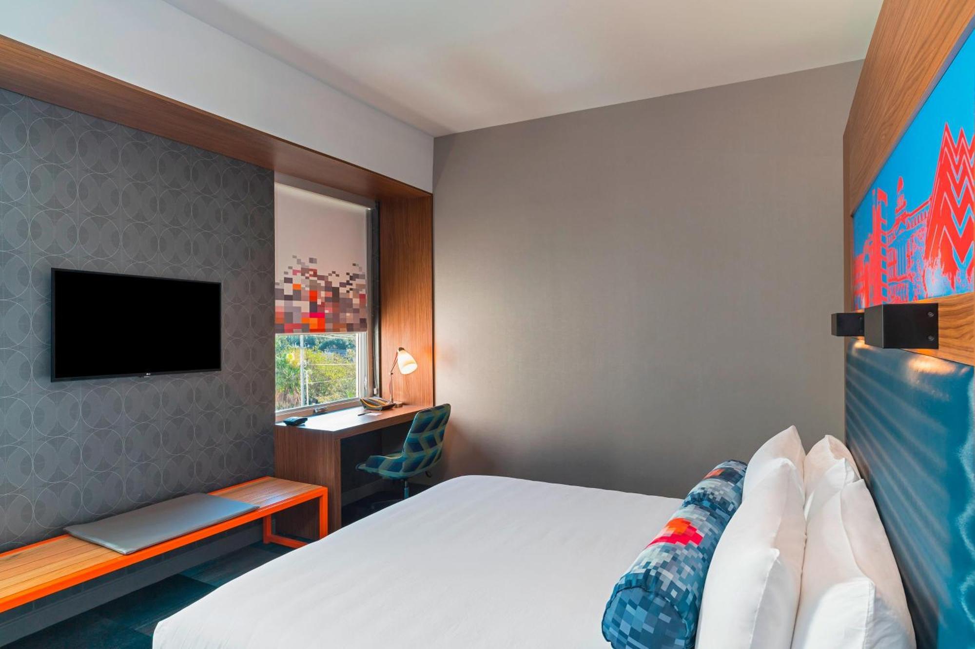 Aloft King, Guest room, 1 King