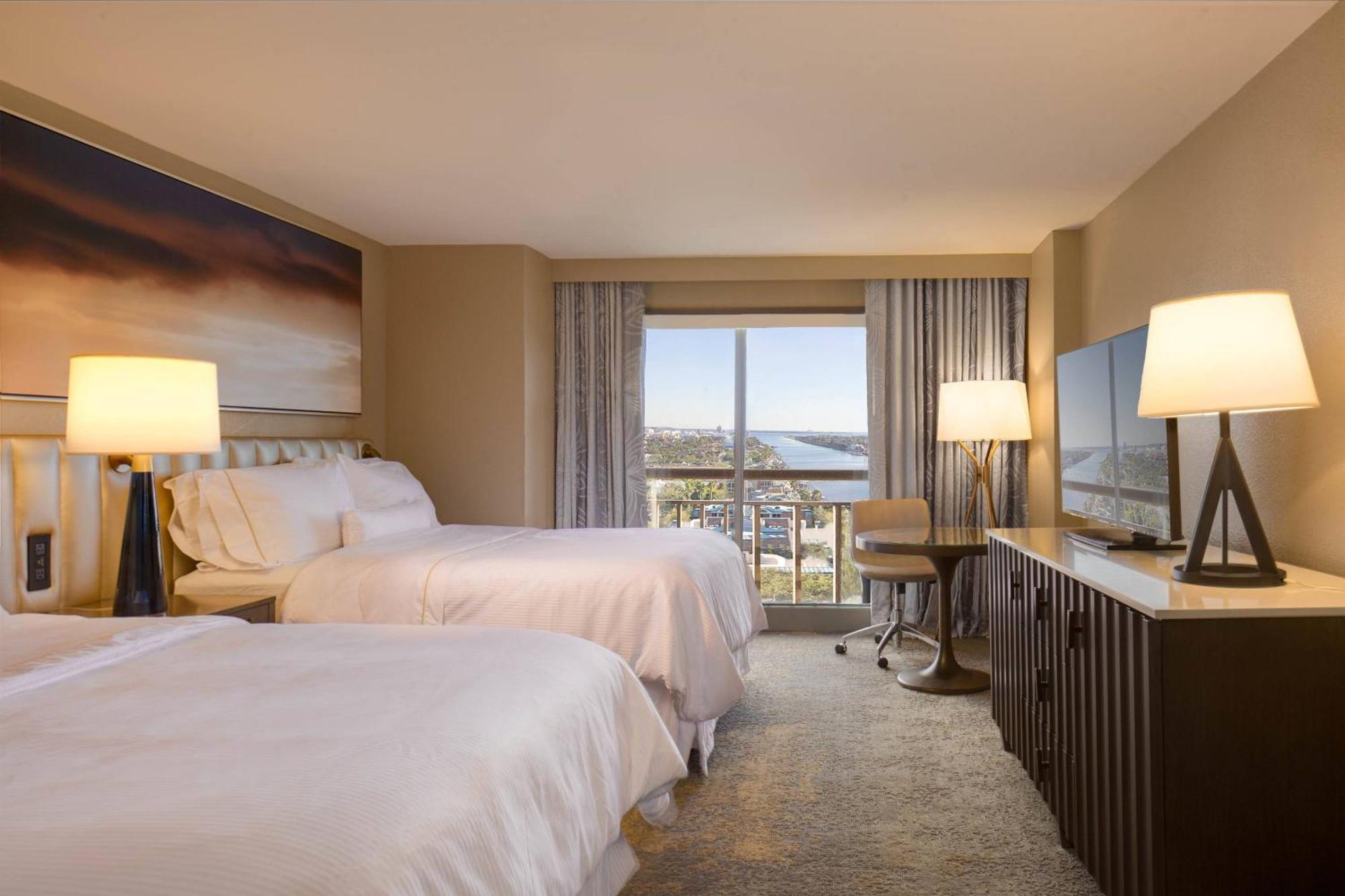 Harbour View Guest Room 2 Queen High Floor,1634417402:JPEG