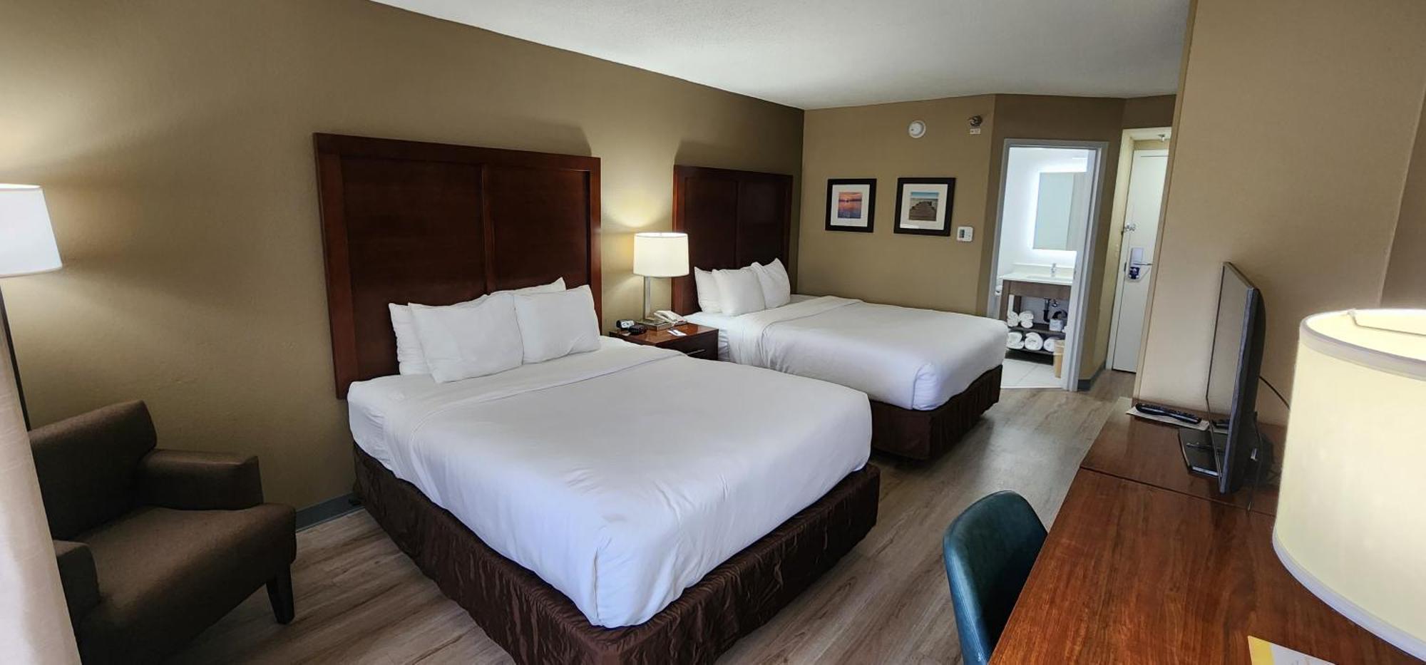 Queen Room with Two Queen Beds - Non-Smoking