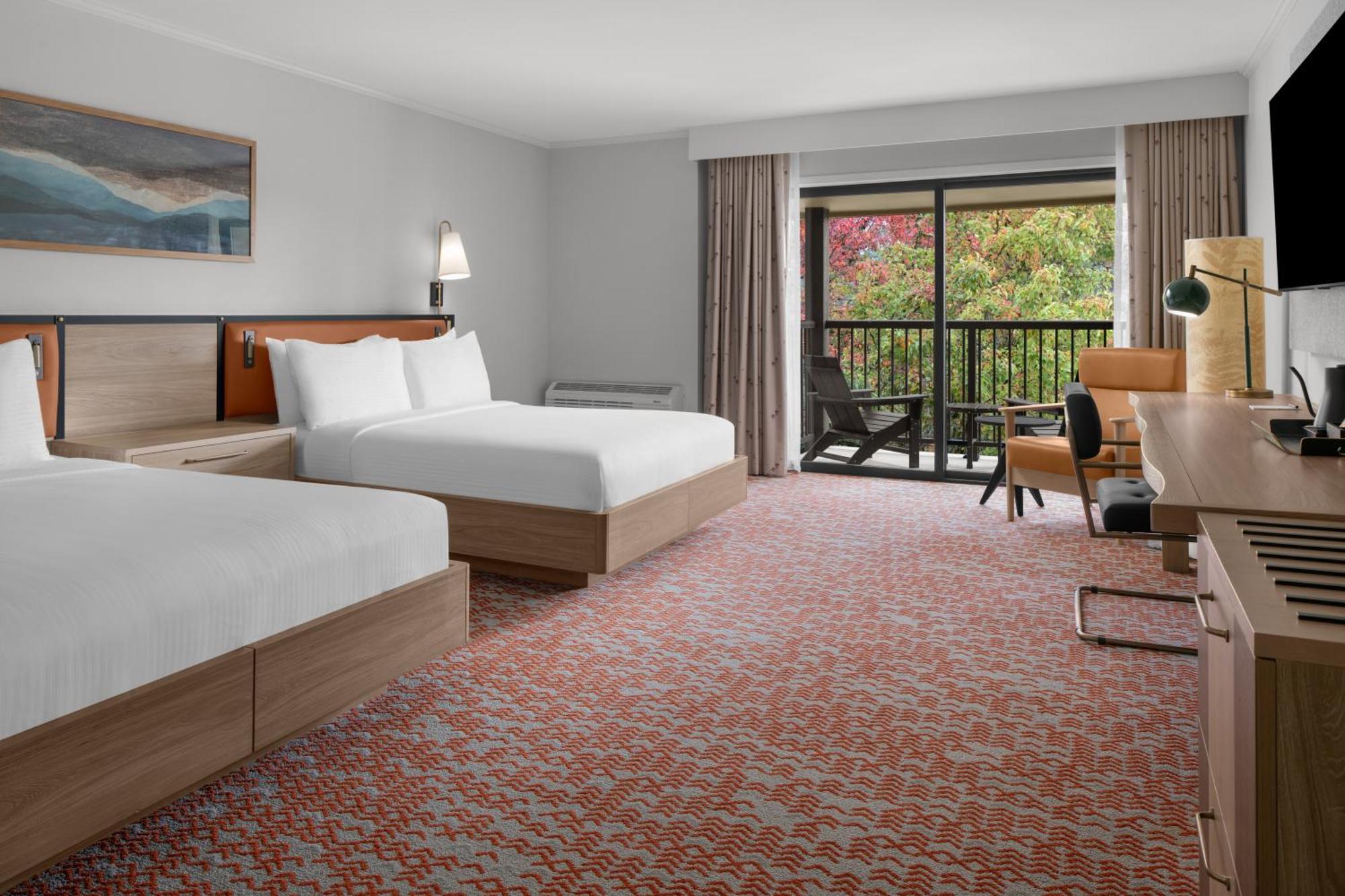 Queen Room with Two Queen Beds with River View,1643163440:JPEG