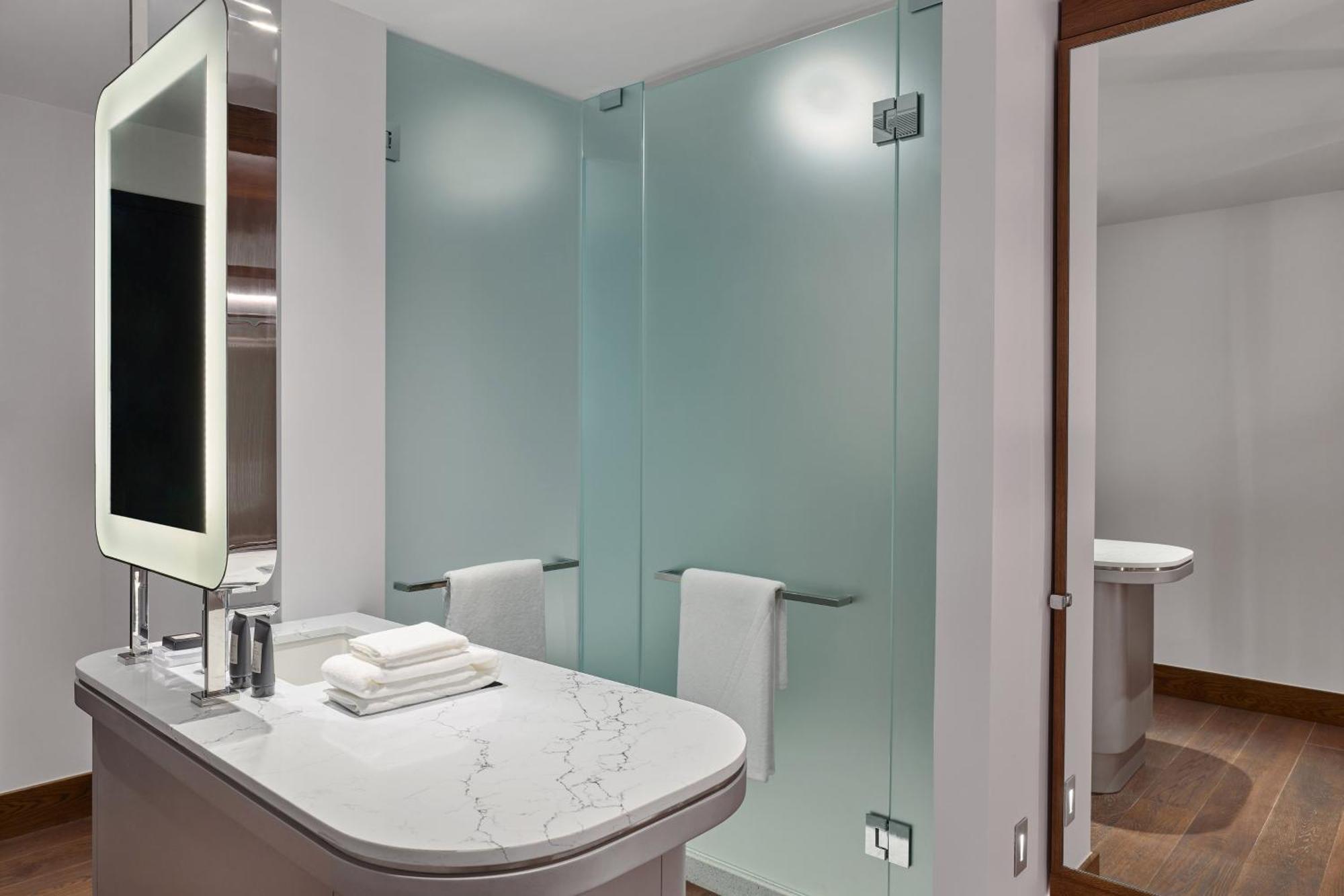 Queen Bunk Room with No View,1643210374:JPEG