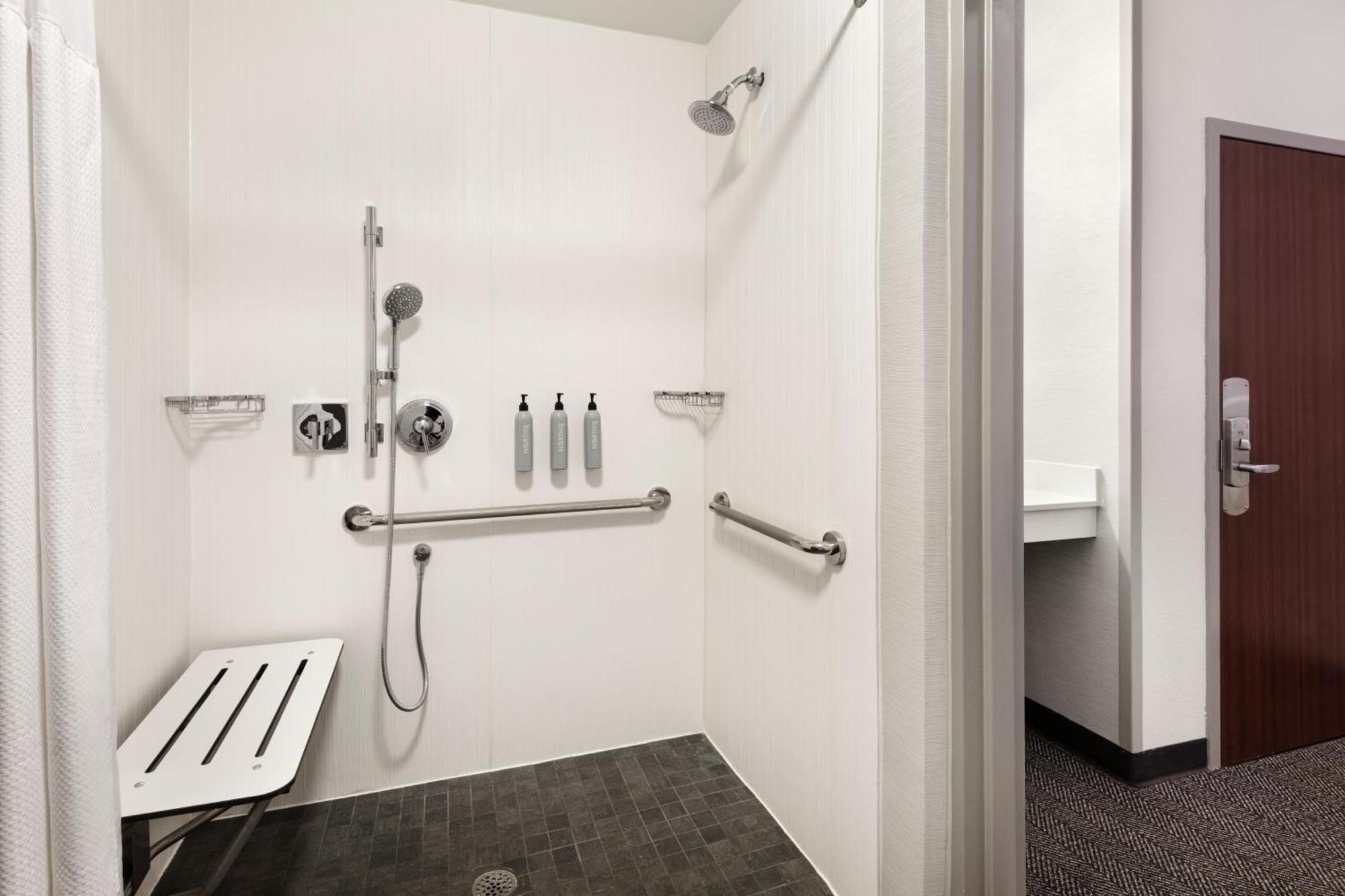 King Room - Hearing Accessible