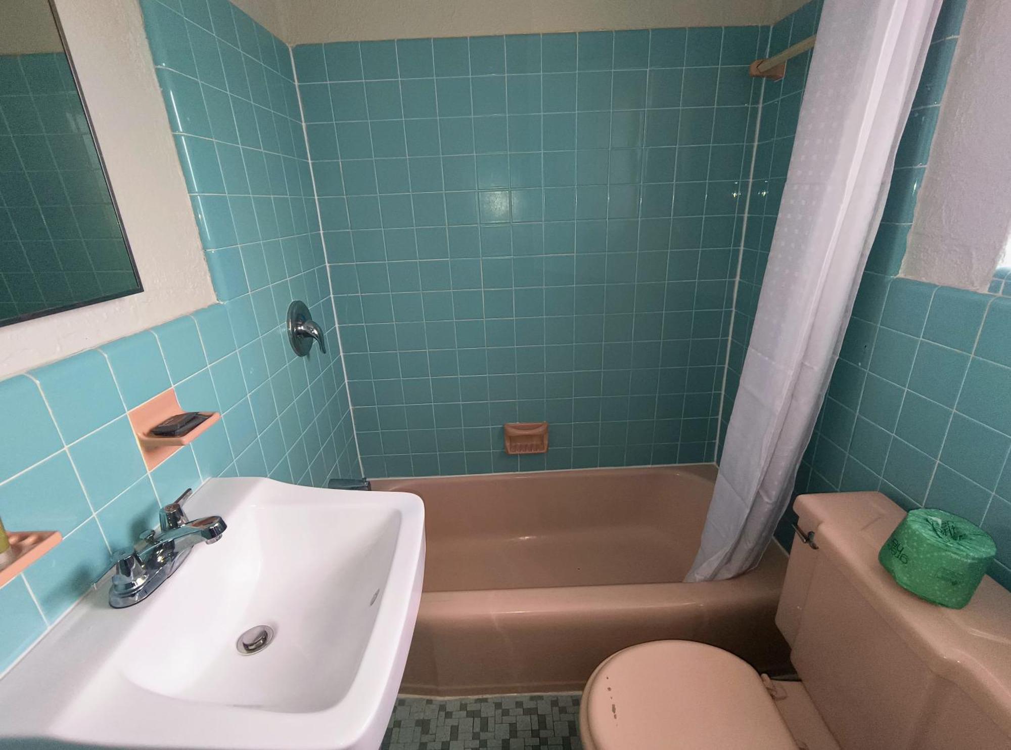 Classic Room with Two Double Beds,1652754579:JPEG