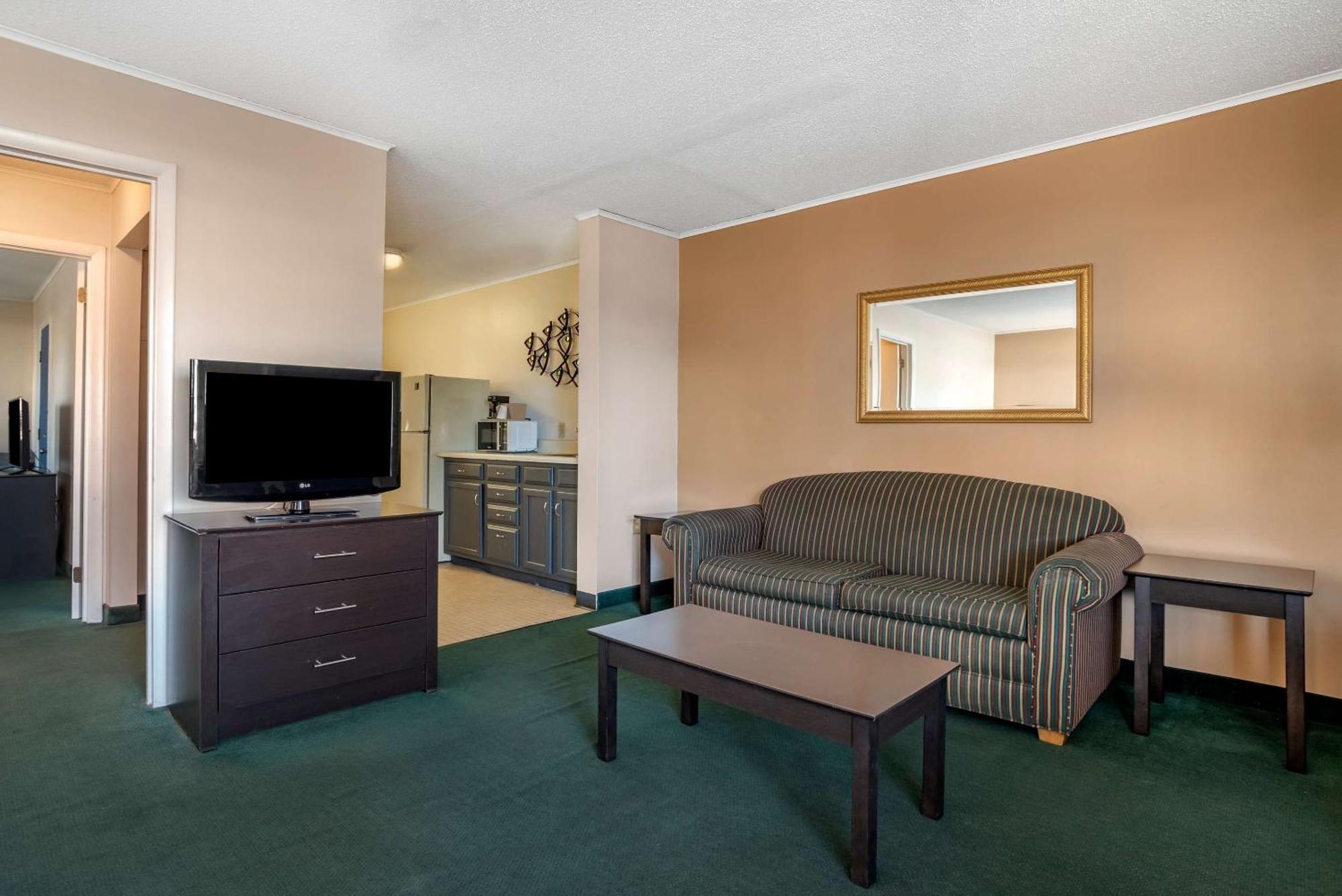 Two-Bedroom Suite - Non-Smoking
