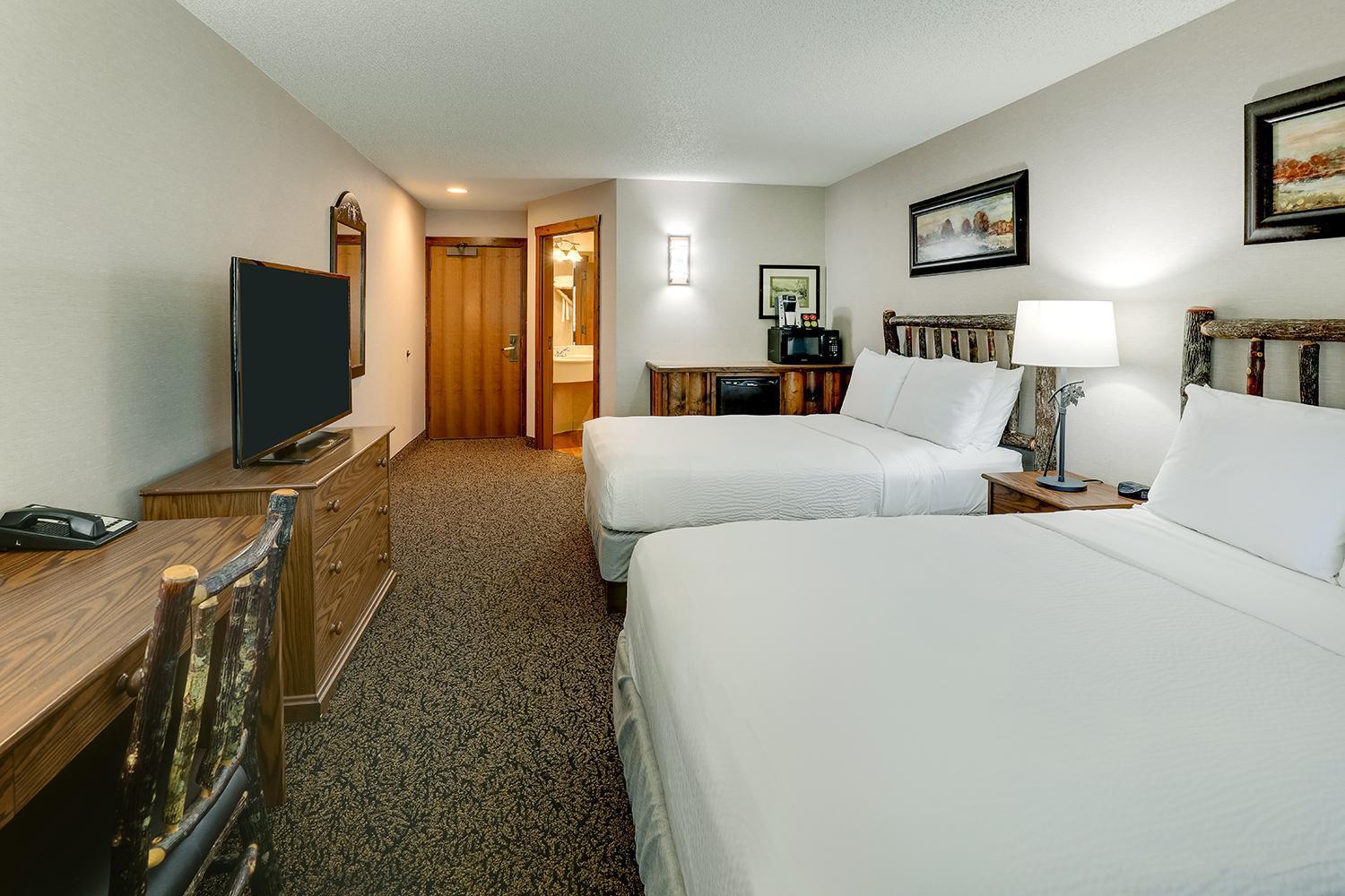 Deluxe Double Room with Two Double Beds,1658086775:JPEG
