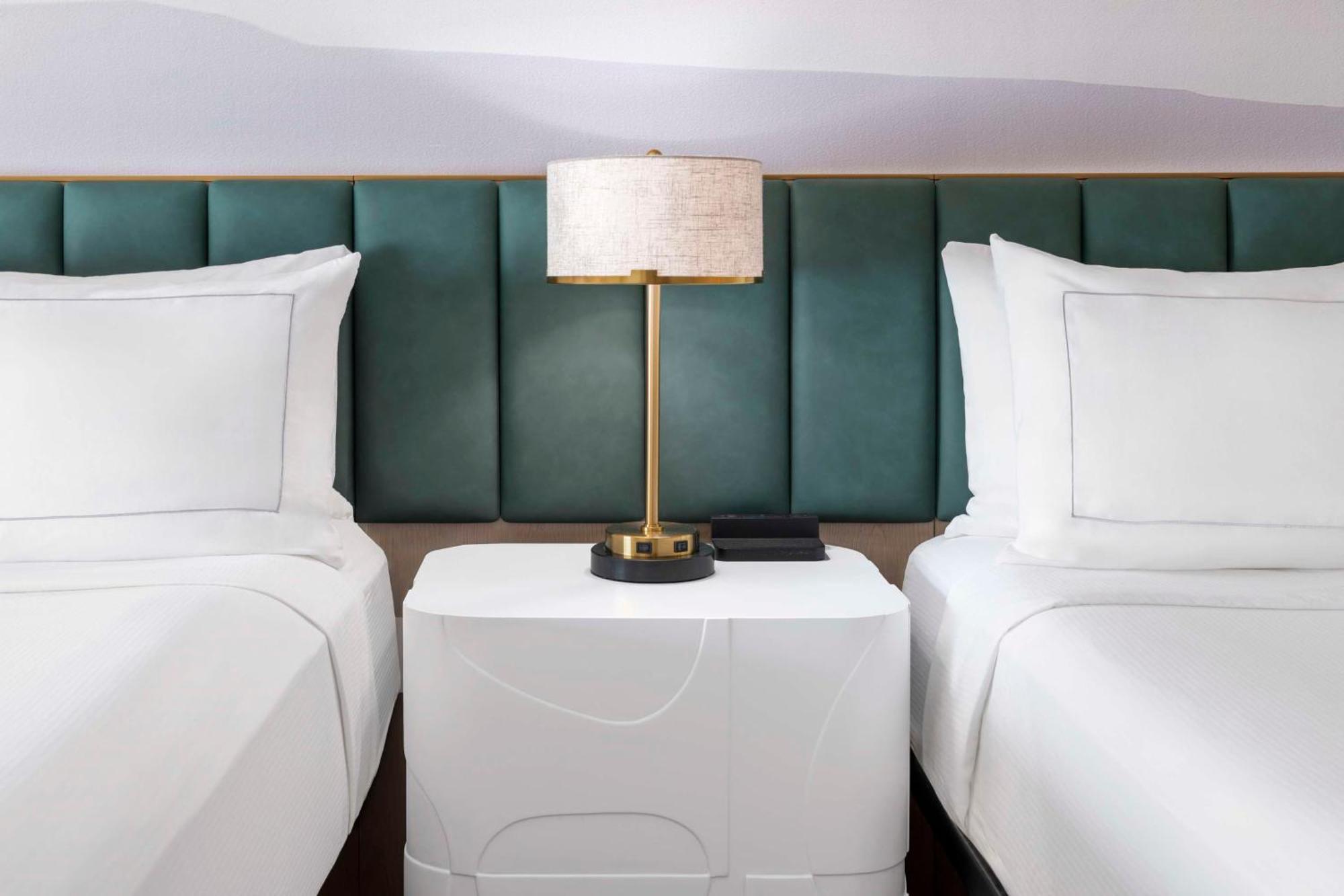 Queen Suite