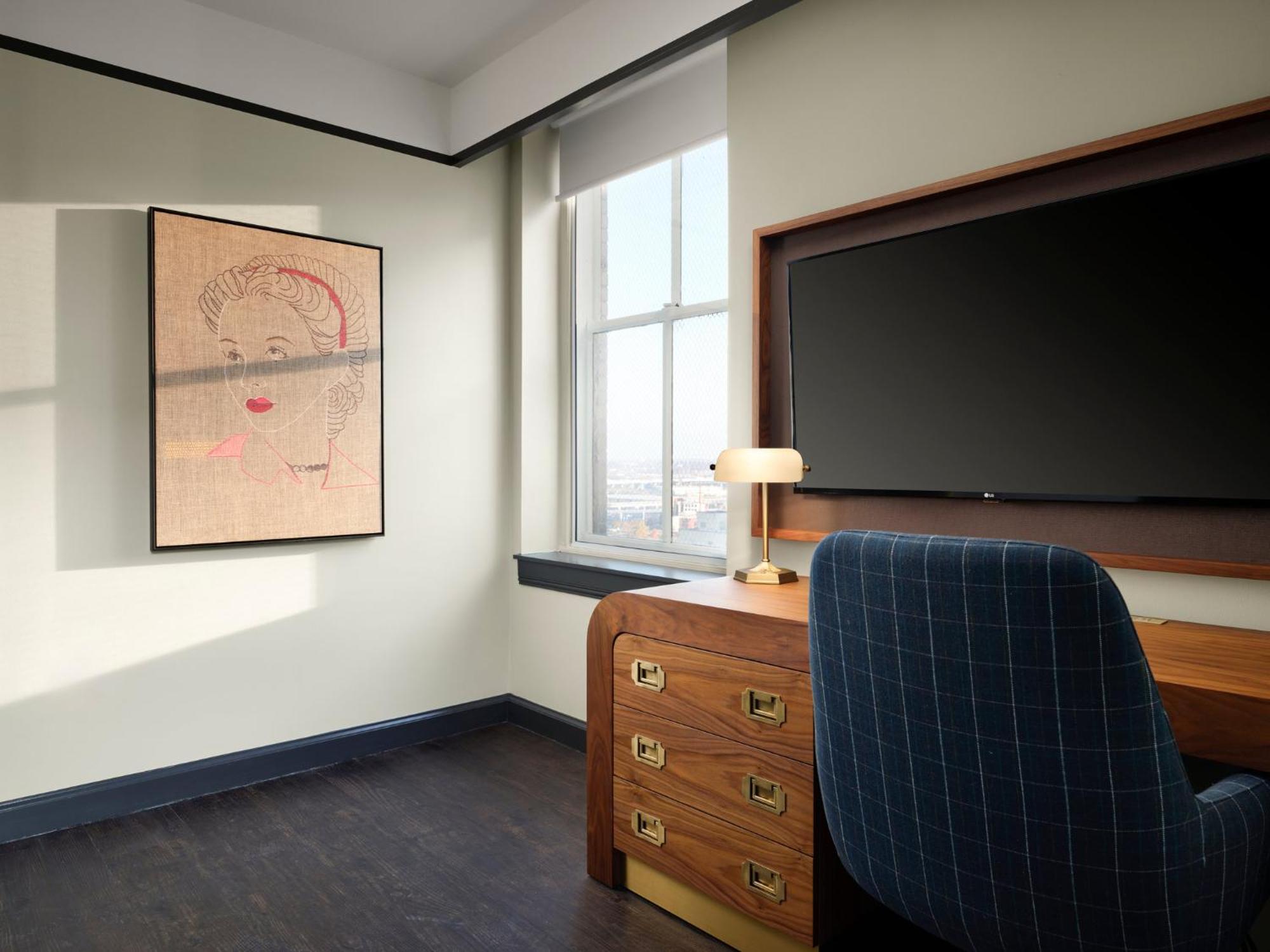 Standard King Room