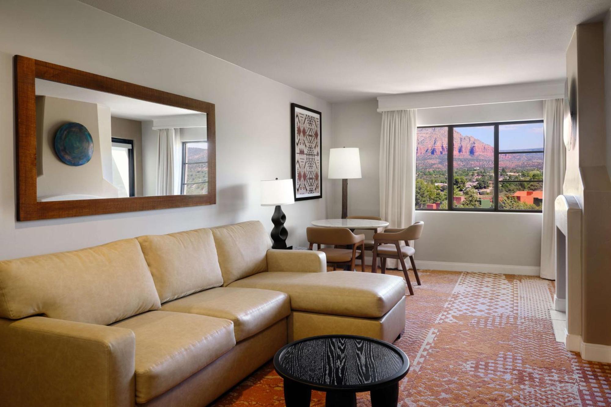 King Whirlpool Suite with Balcony - Red Rock View