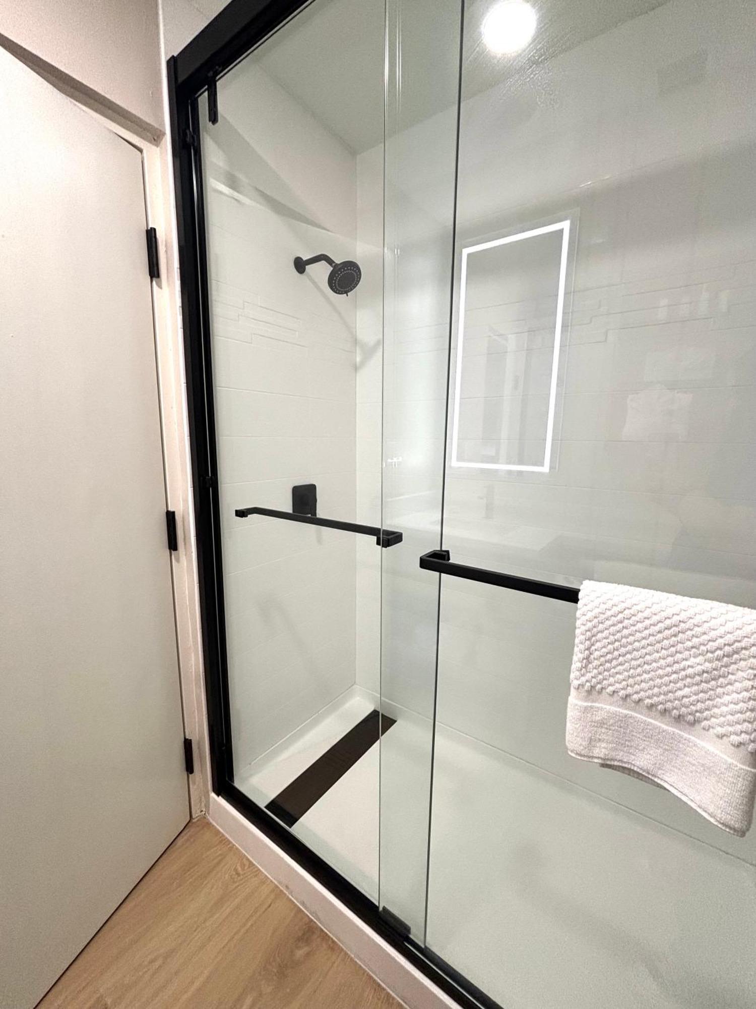 Double Room with Two Double Beds - Non-Smoking