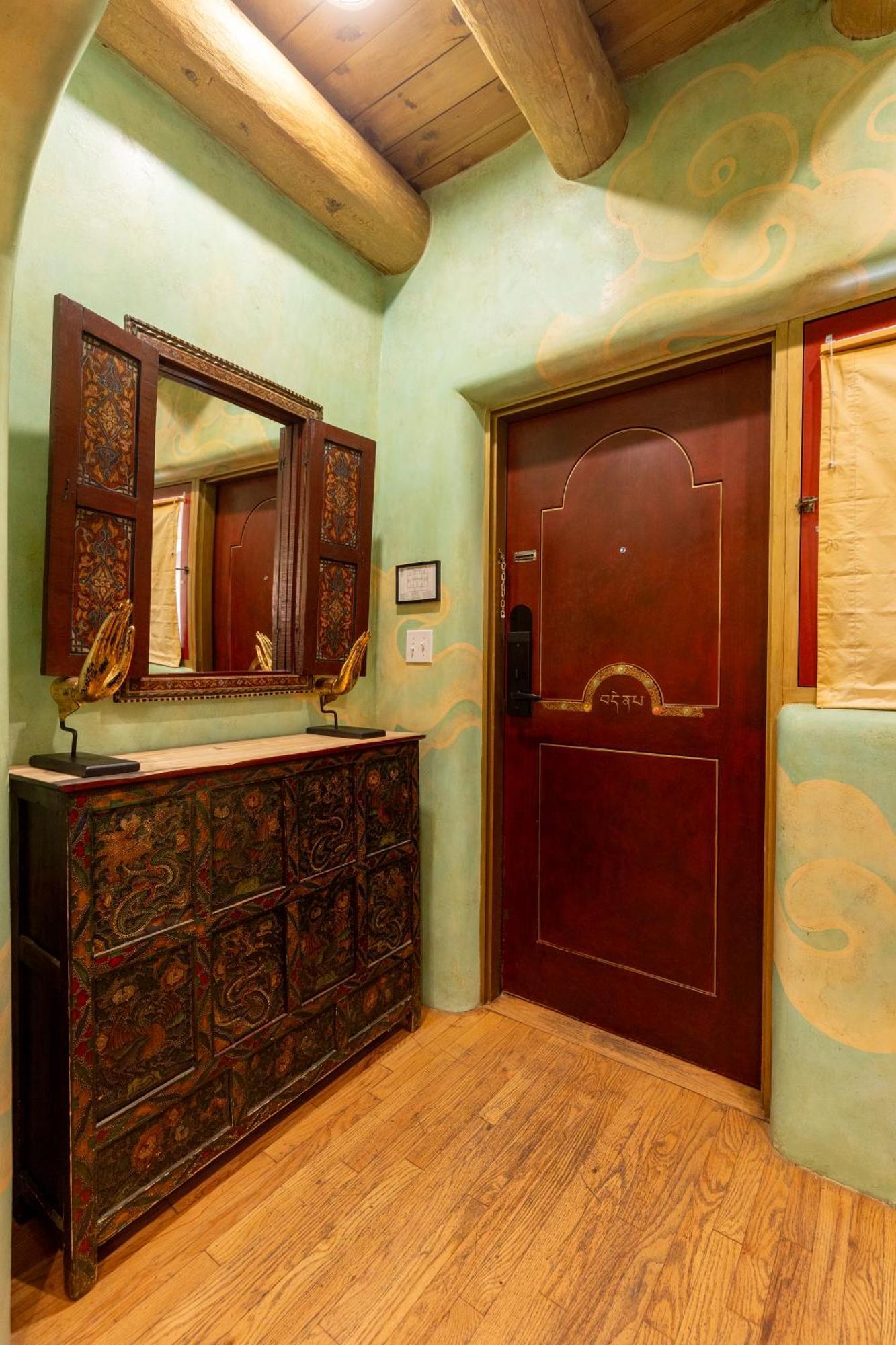 Superior Suite,1691995252:JPEG