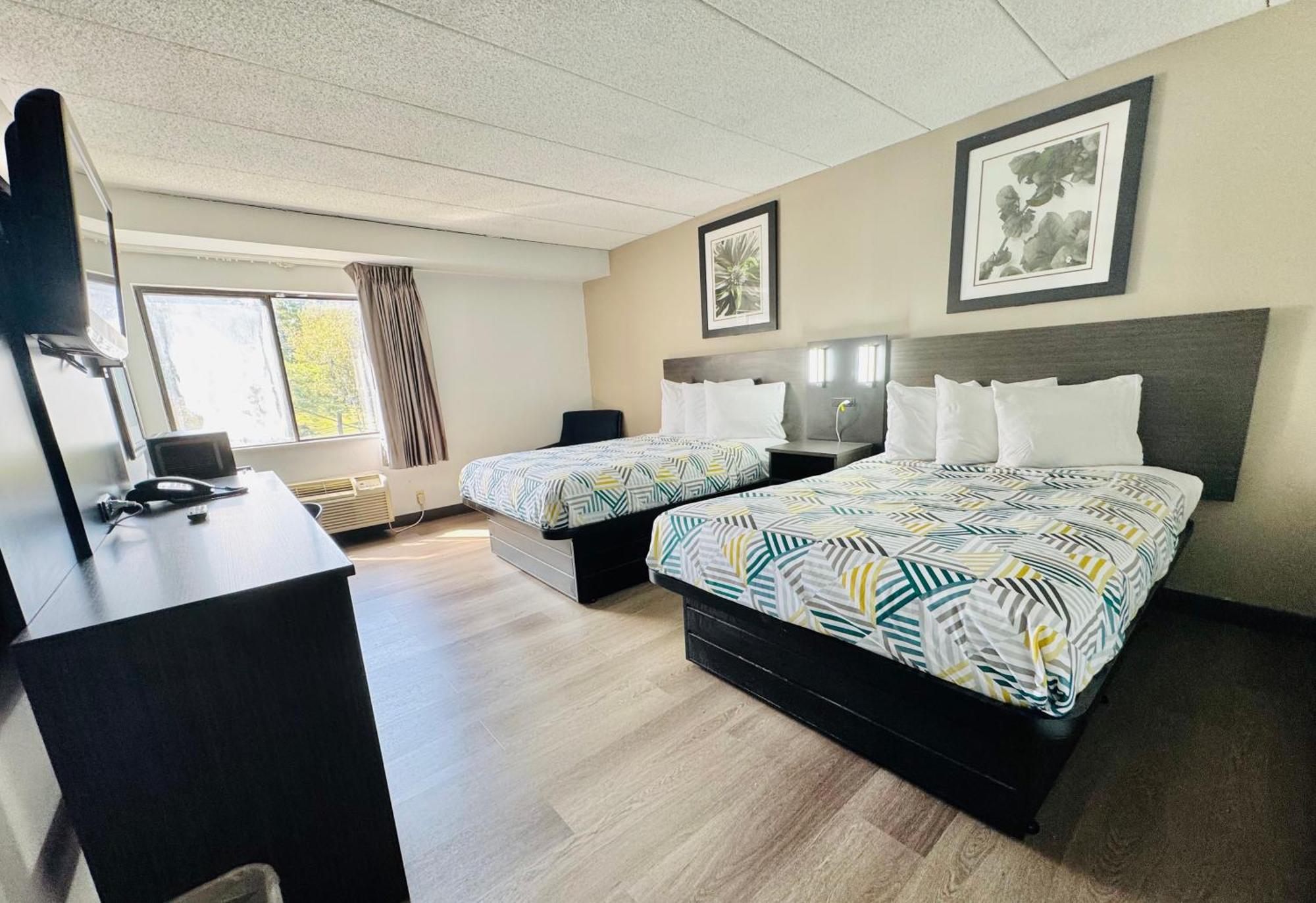Queen Room with Two Queen Beds - Disability Access - Non-Smoking,1706807883:JPEG