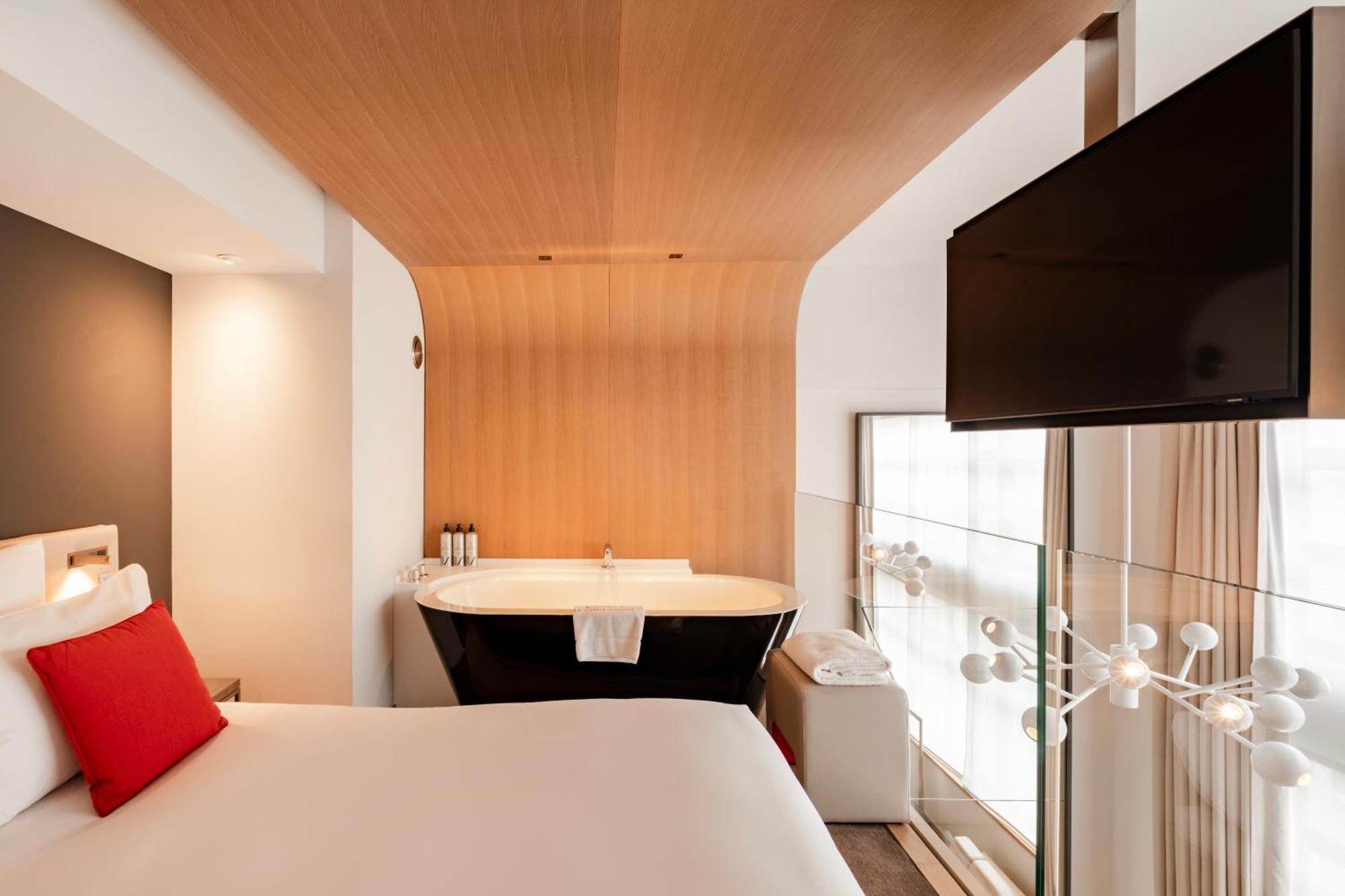Duplex Room