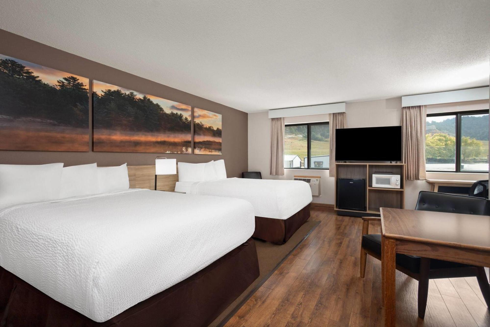 Studio Suite with Two Queen Beds - Non-Smoking