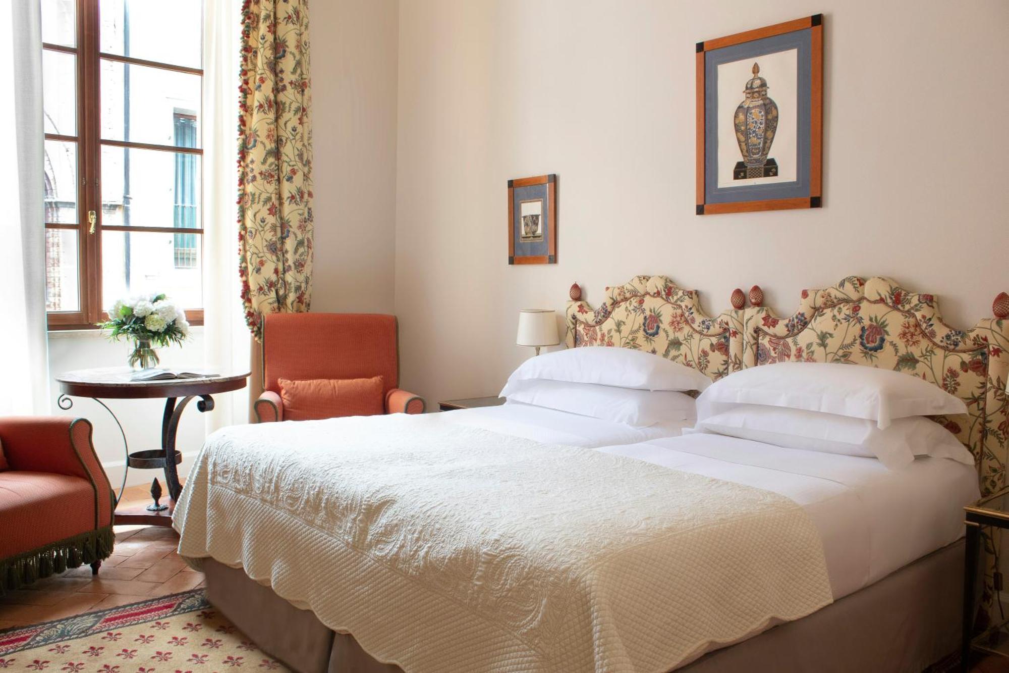 Connecting Rooms