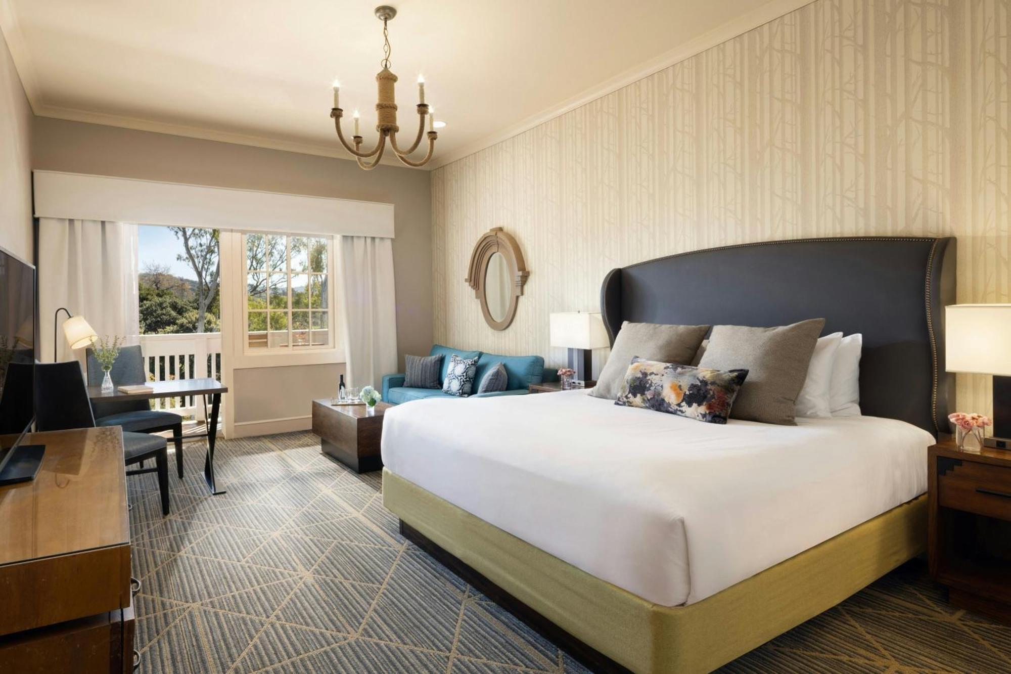 King room with Sofa Bed and River View,1765172641:JPEG