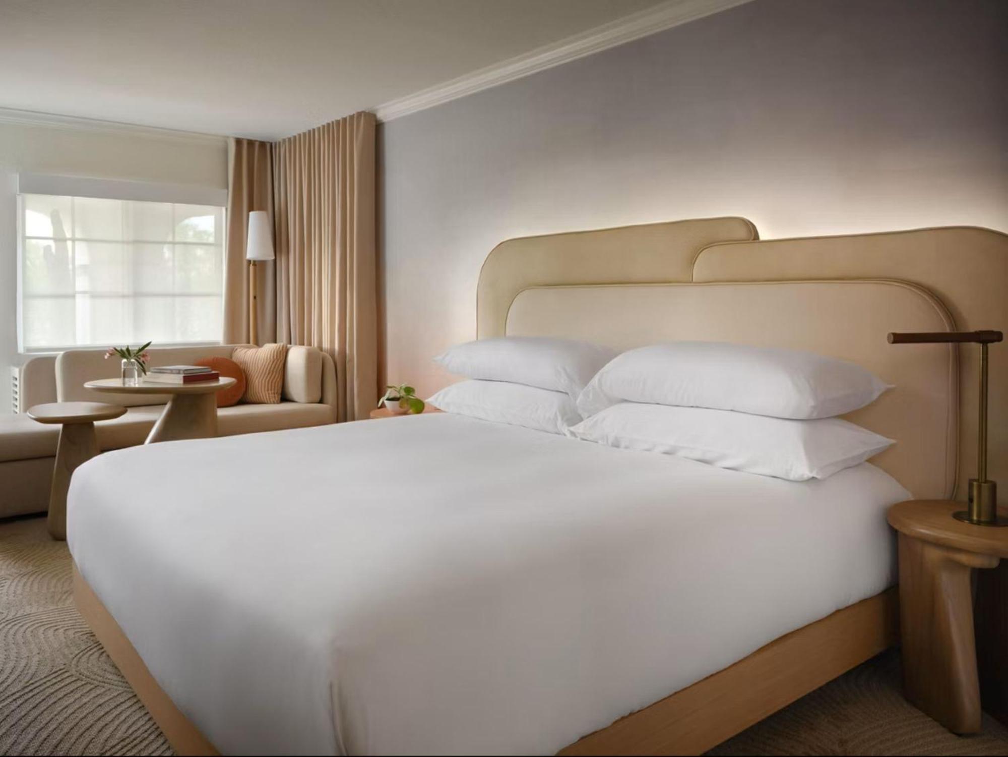 Essential King Room with Courtyard View