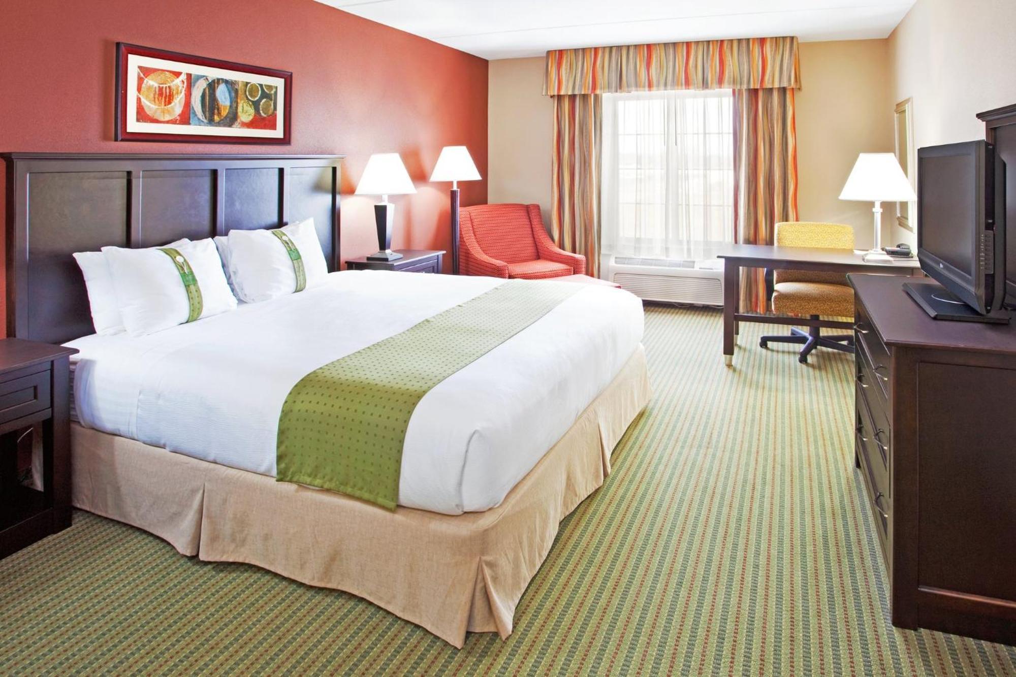Standard King Room