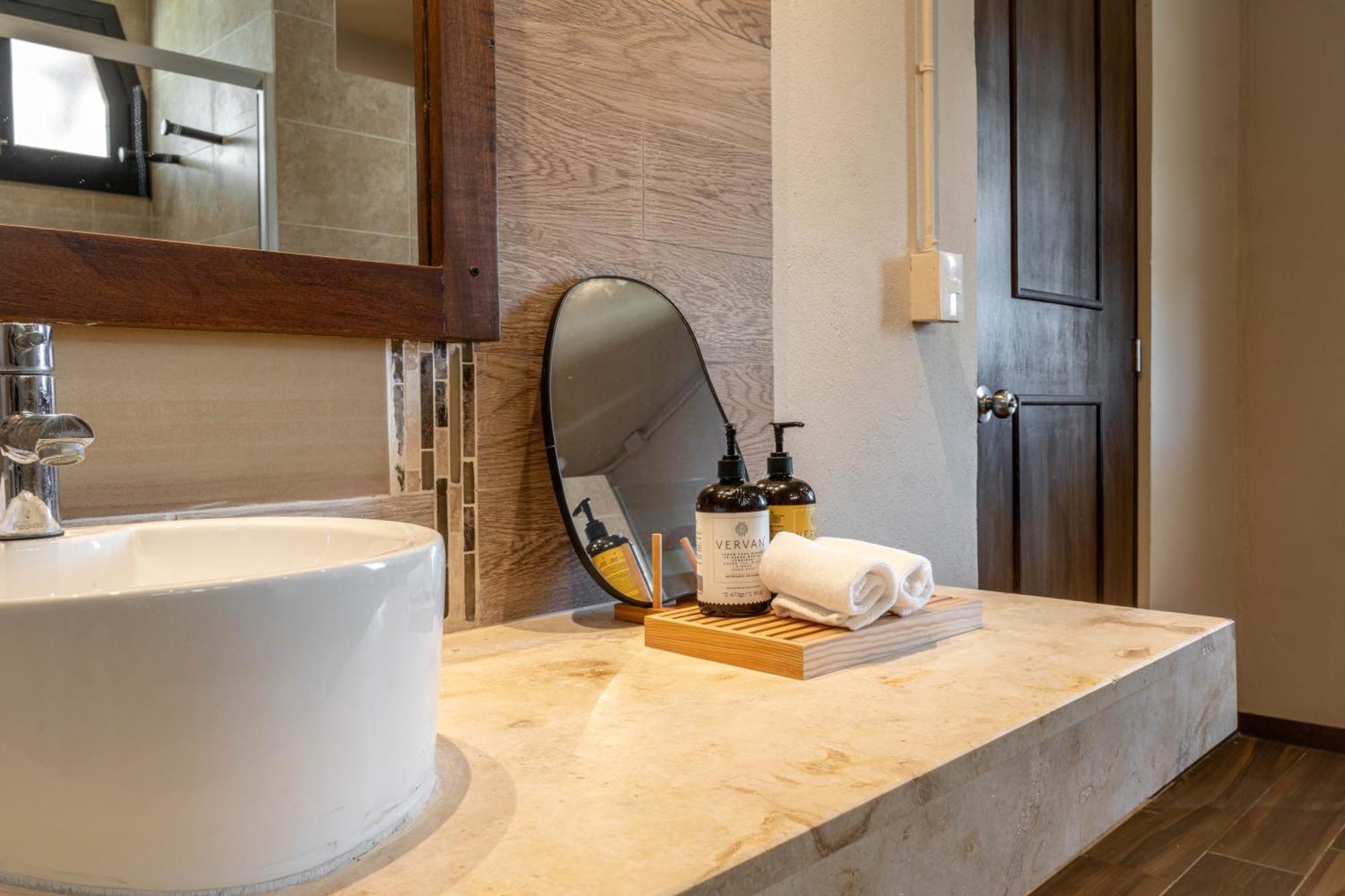 Premium Suite, Ocean View with Jacuzzi