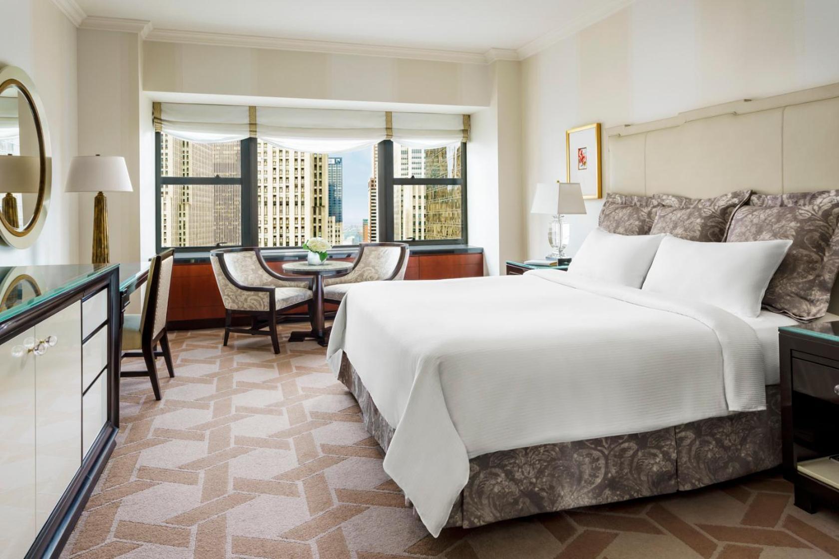 Premier Skyline View Room King Bed