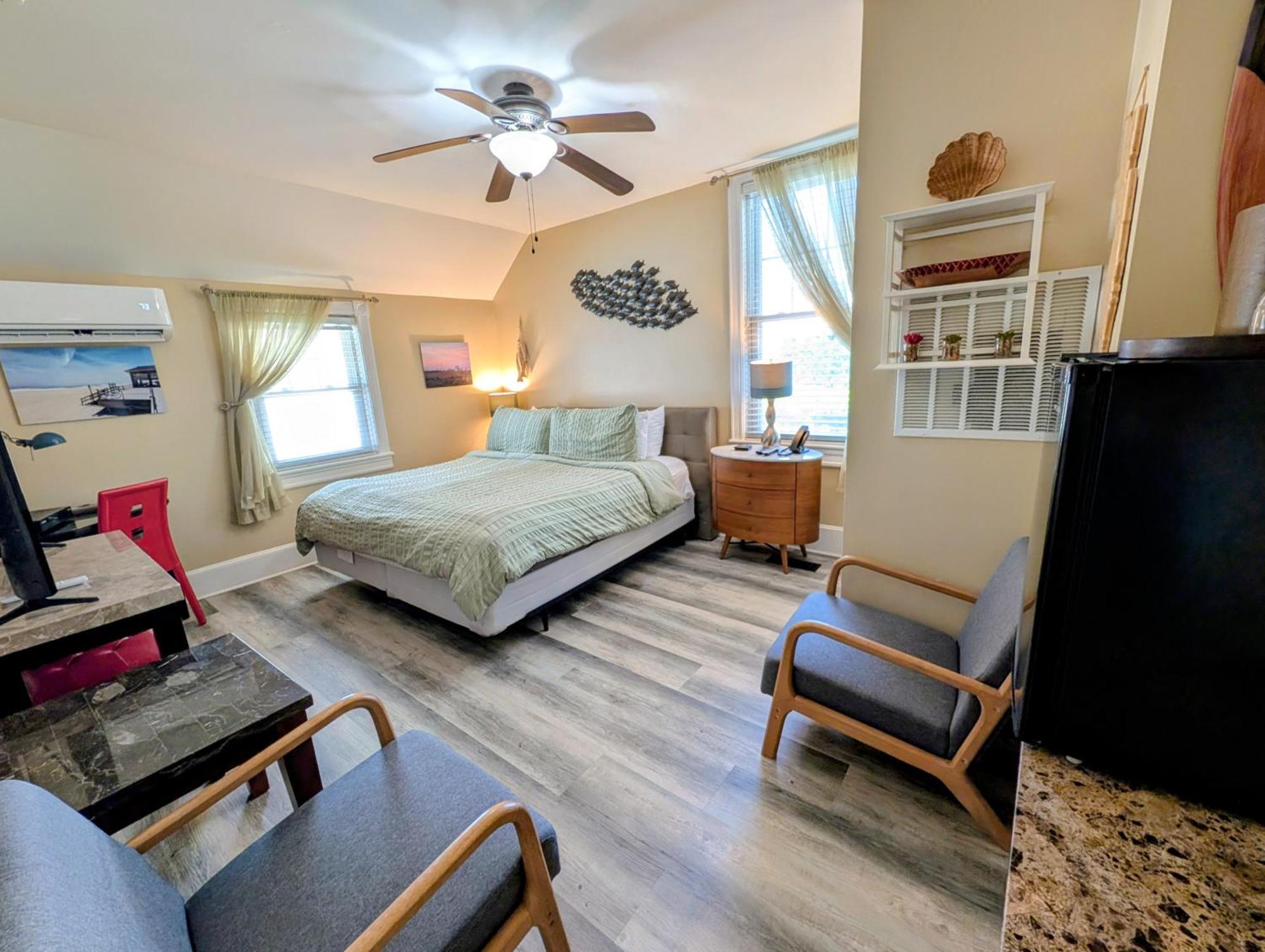 Superior Double or Twin Room with Pool View