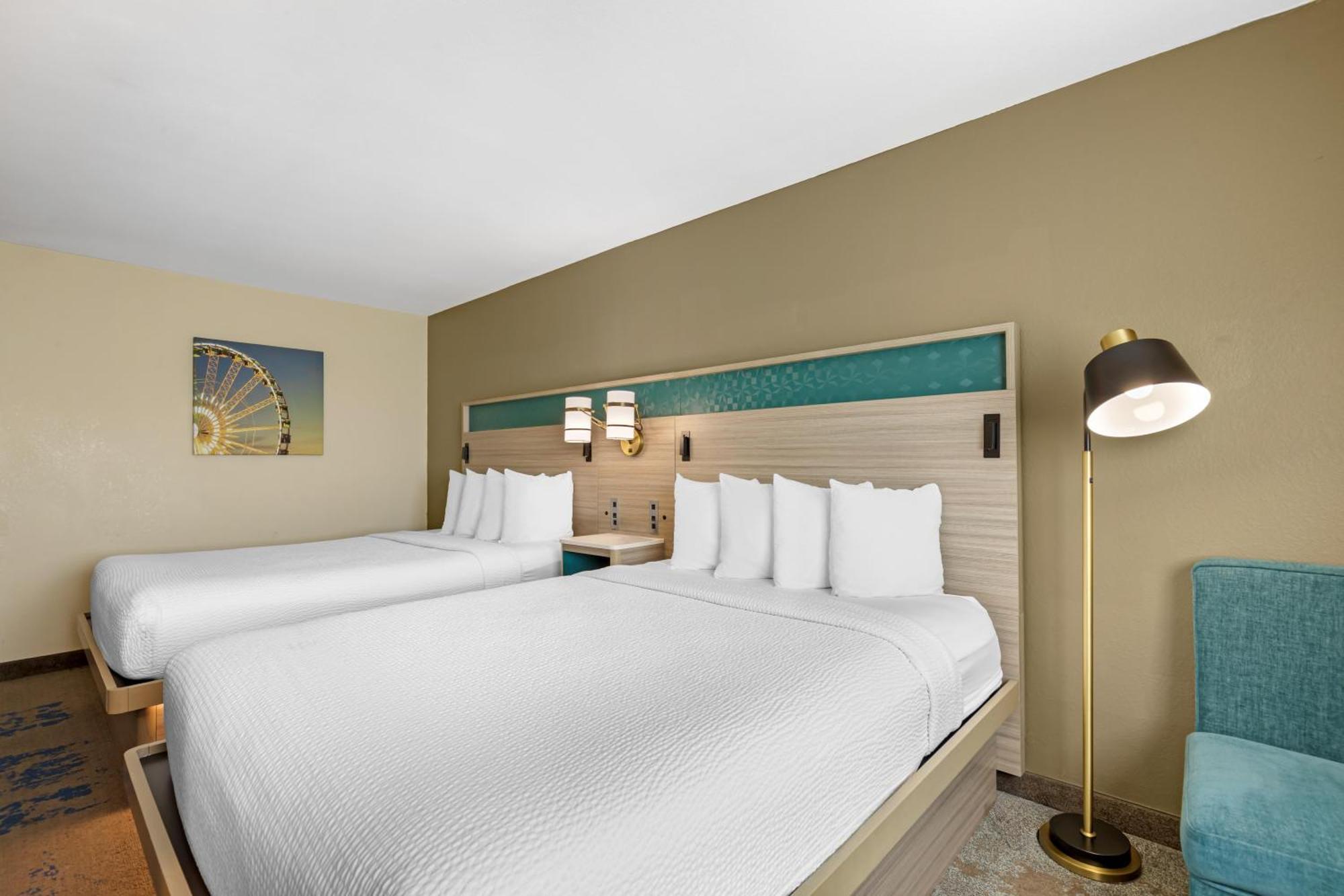 Queen Room with Two Queen Beds - Non-Smoking