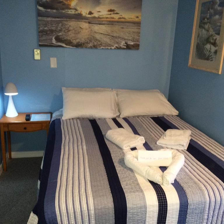Queen Room - 7