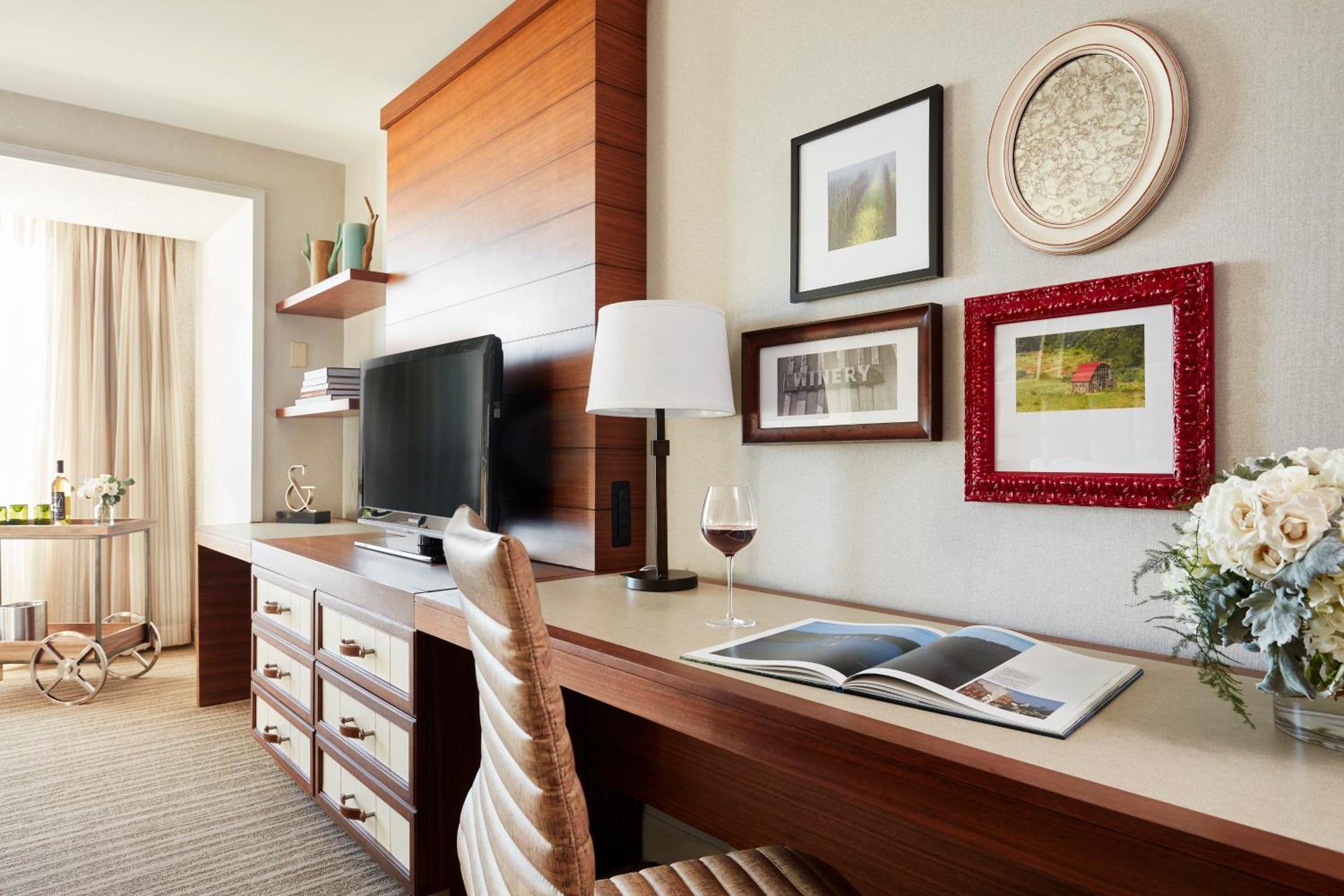 King Room,1693288123:JPEG