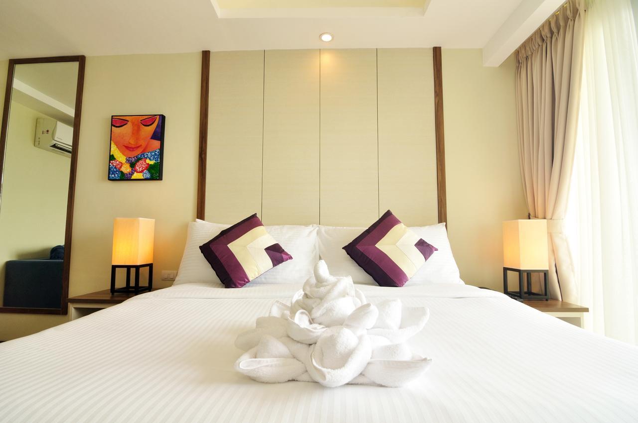 King Room with Balcony