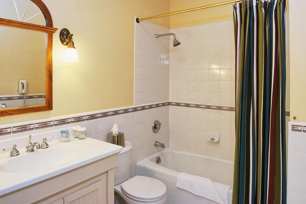Queen Room,543226137:JPEG
