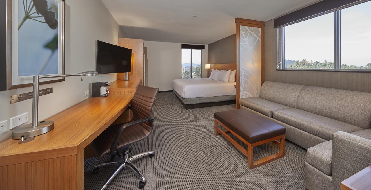 King Room with Sofa Bed - High Floor