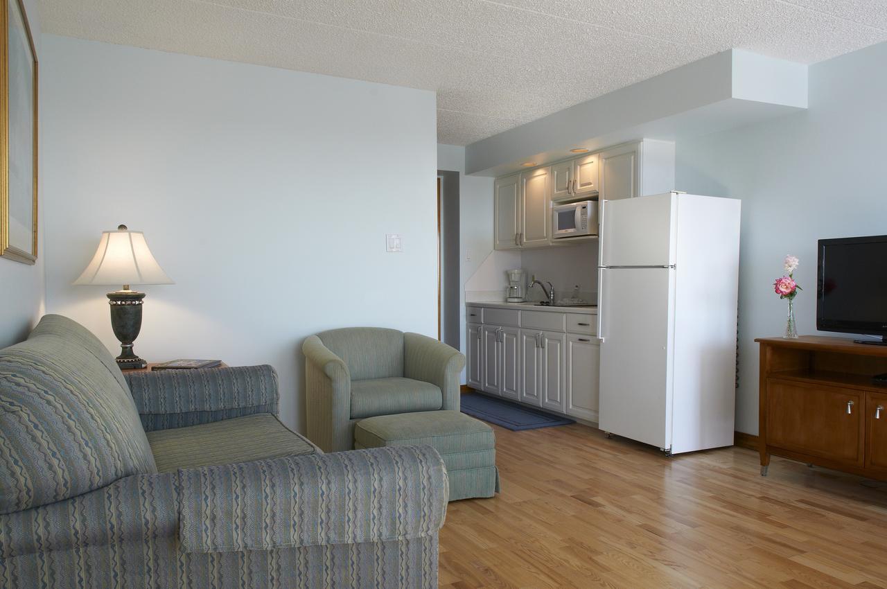 Two-Room Poolside Suite