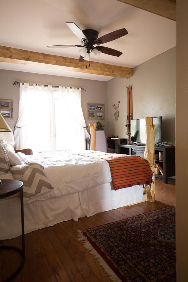 Queen Room with Balcony,613866050:JPEG