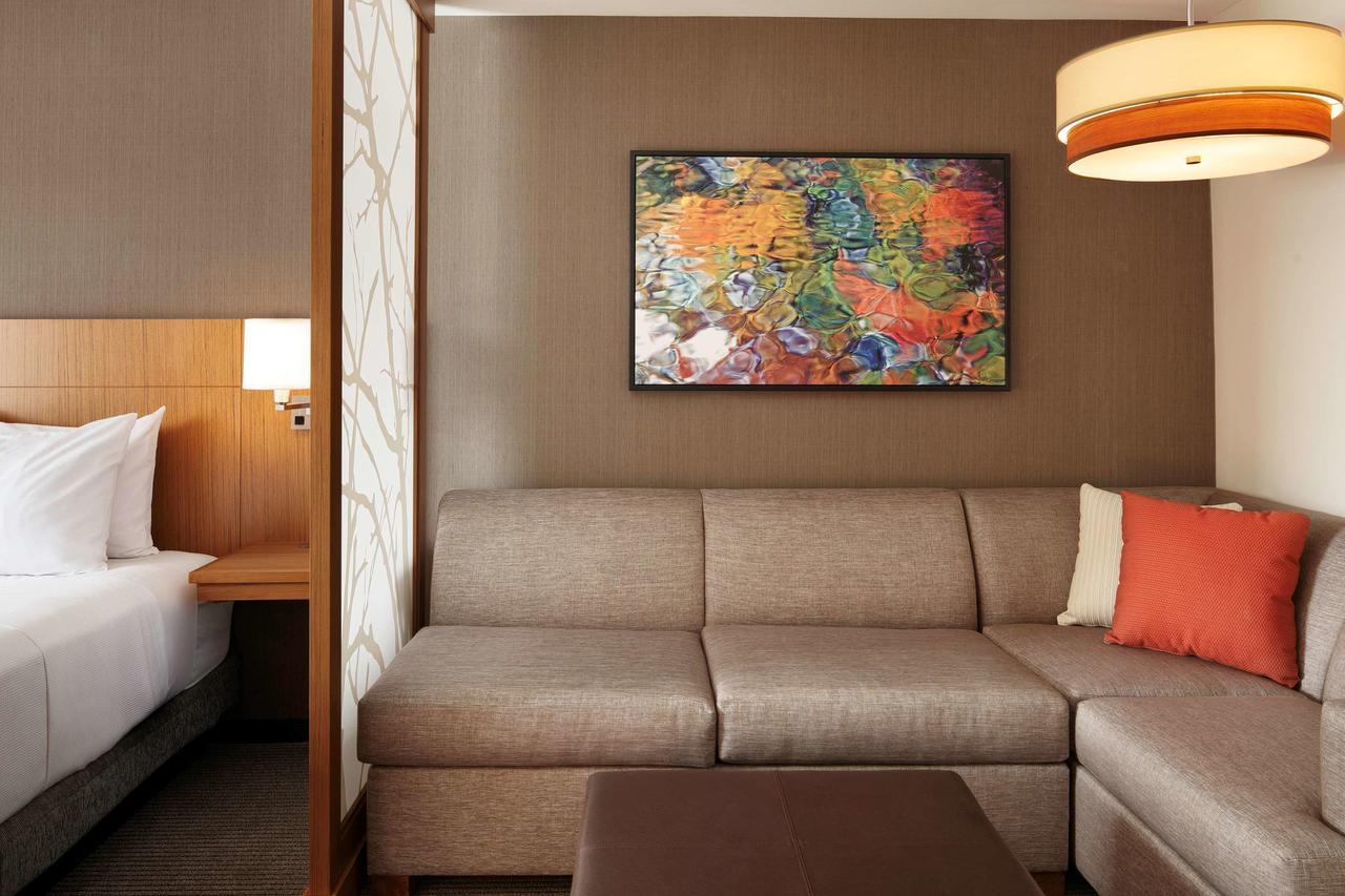 King Room with Sofa Bed