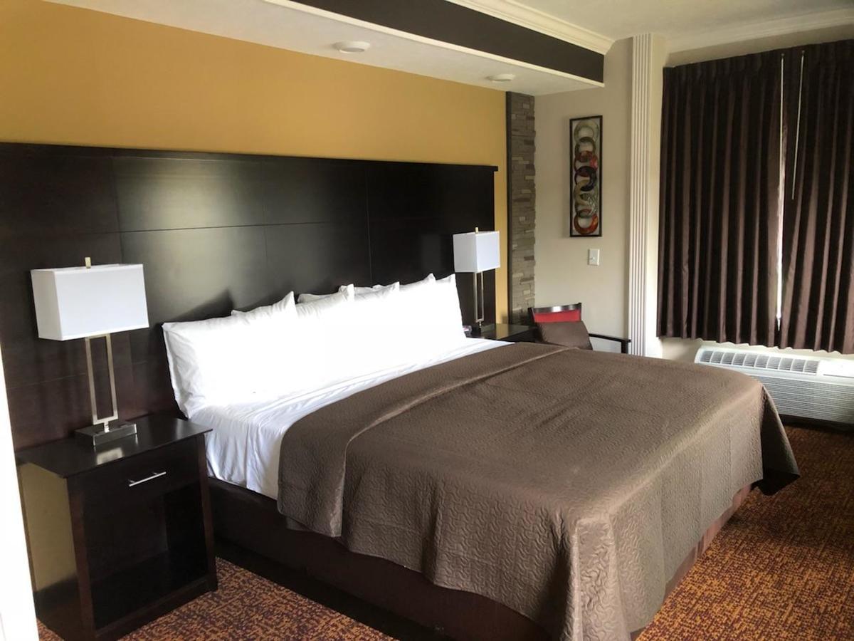 King Room/Wet Bar - Non-Smoking,638181441:JPEG