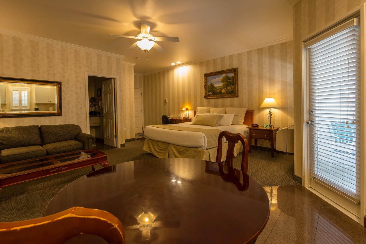 Studio Suite,654285324:JPEG