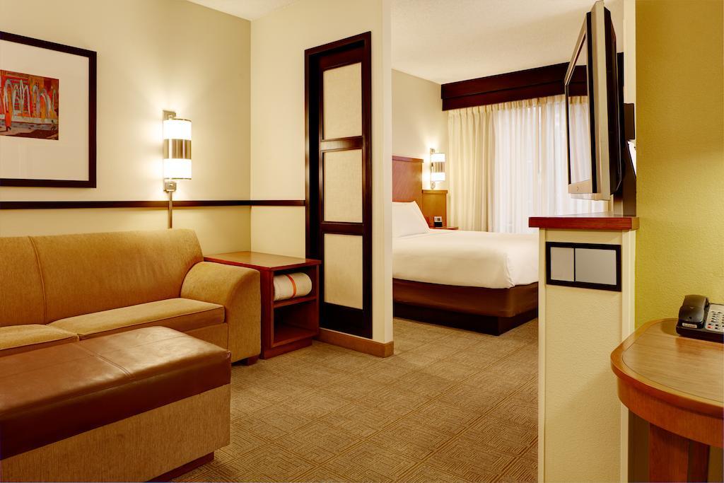 King Room with Sofa Bed - High Floor,68721485:JPEG