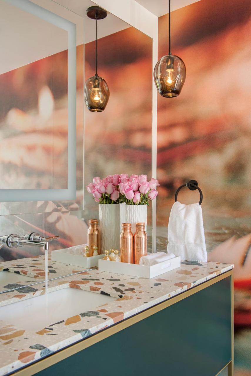 Double Queen Room,690161643:JPEG