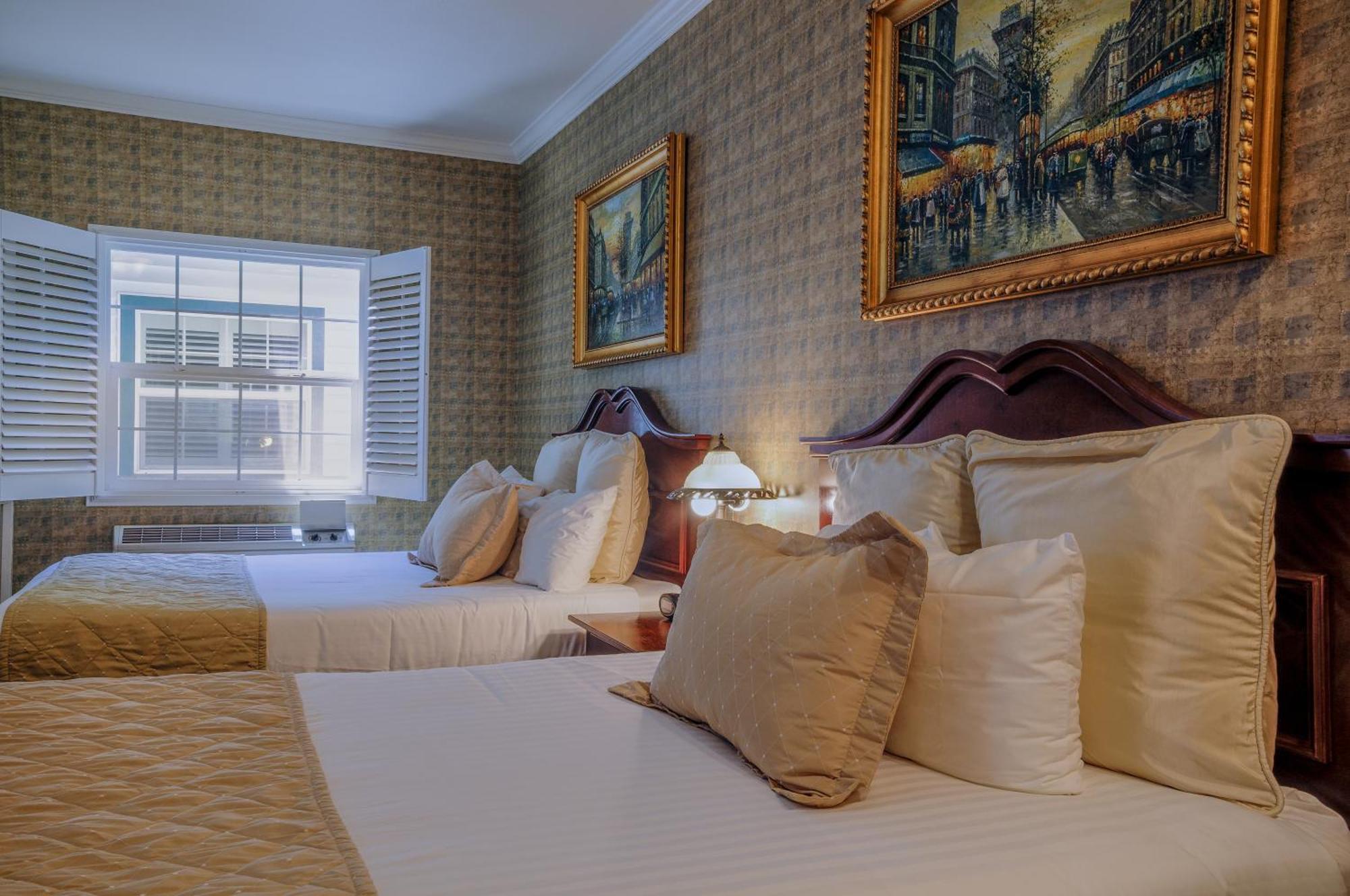 Standard Queen Room,699592408:JPEG