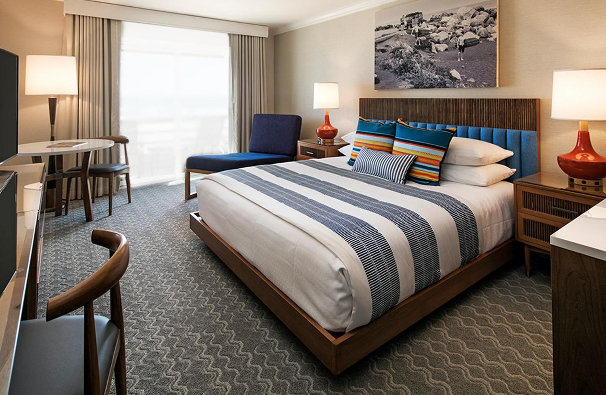 King Room with Partial Ocean View